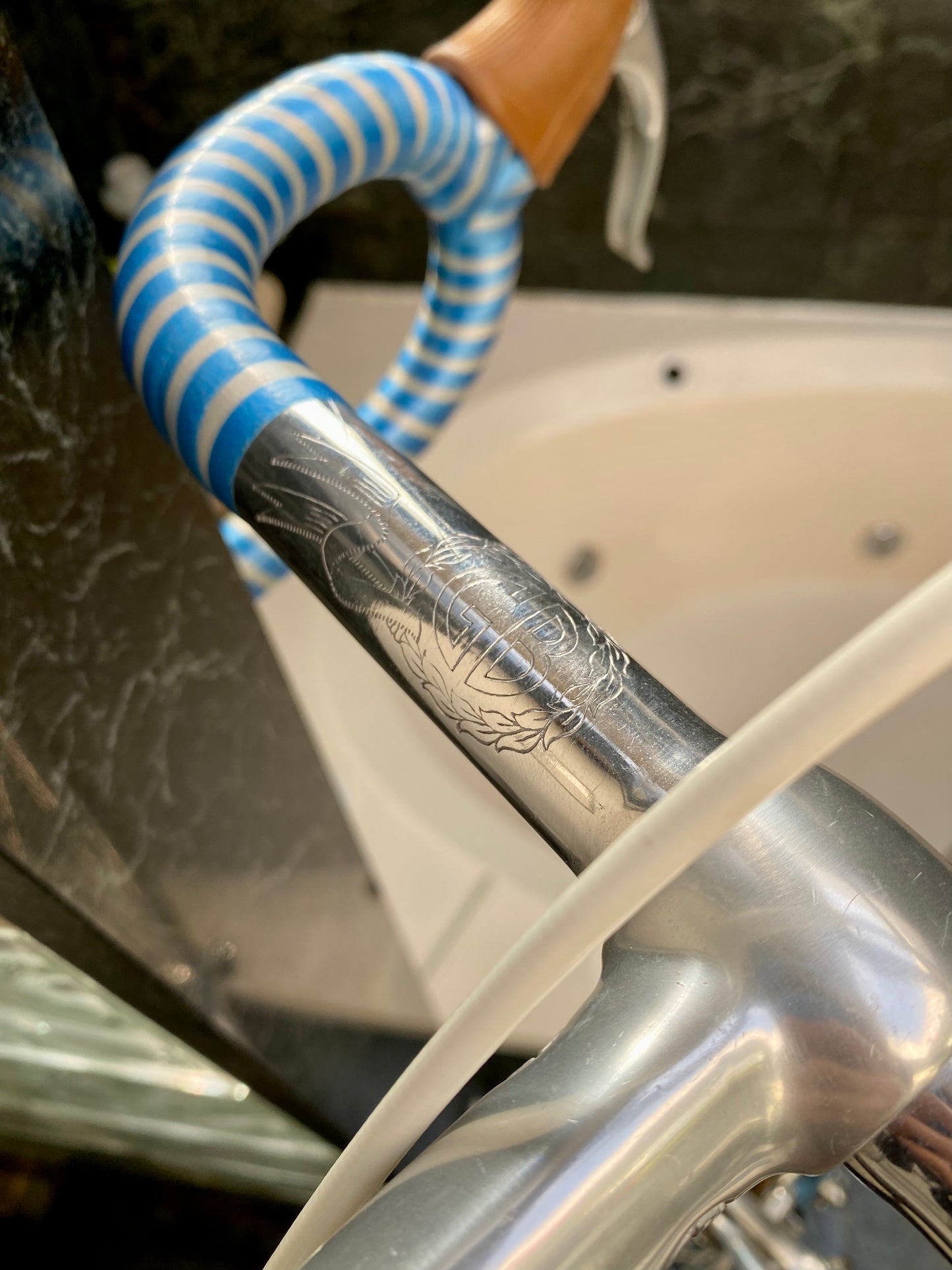 (SIZE 59cm) 1970's PROFESSIONAL ROAD BIKE - ALL ORIGINAL - CAMPAGNOLO GROUPSET