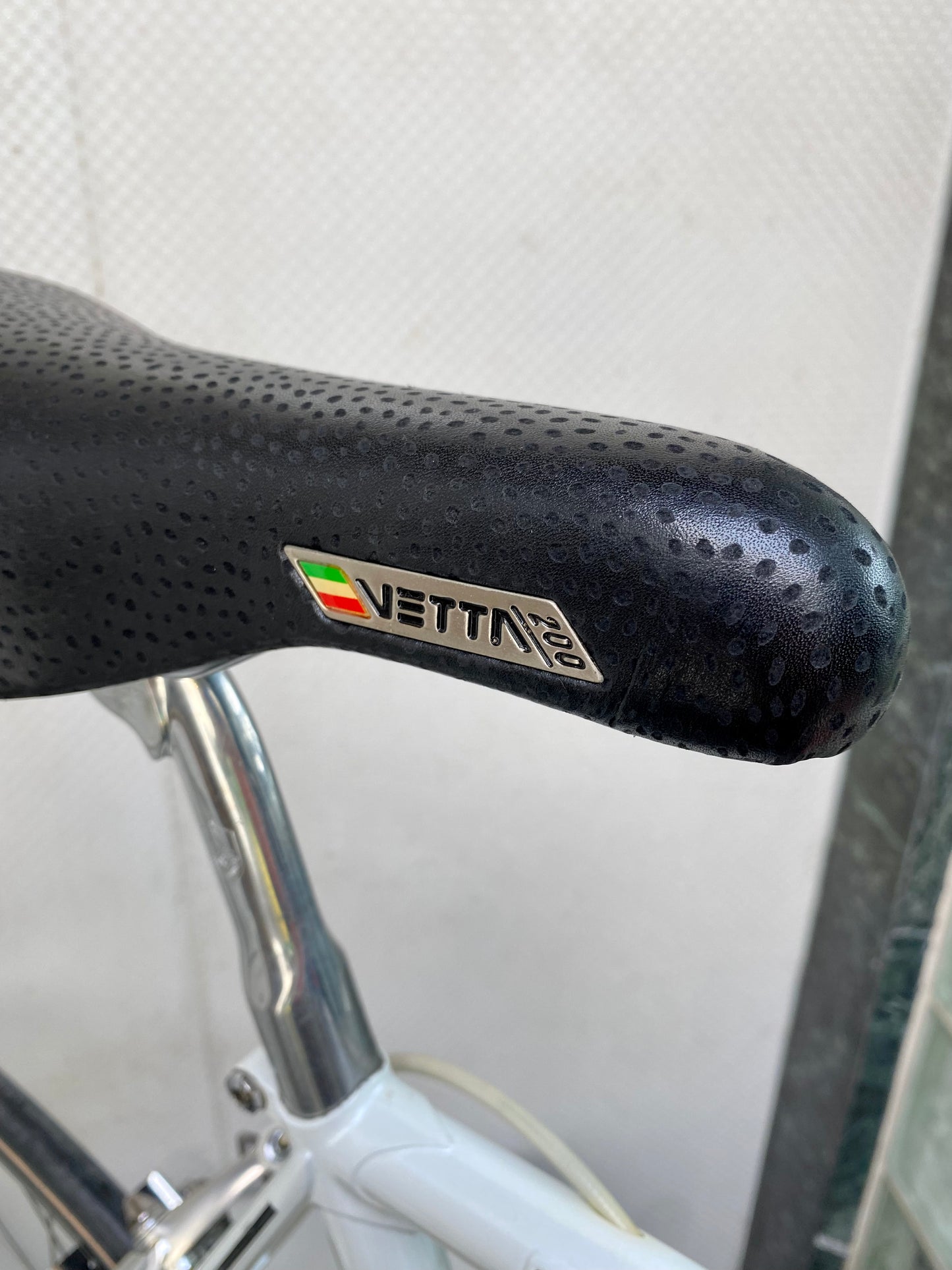 (SIZE 56cm) 1980's CONCORDE GAVINA ROAD BIKE - CAMPAGNOLO CHORUS - SPOTLESS