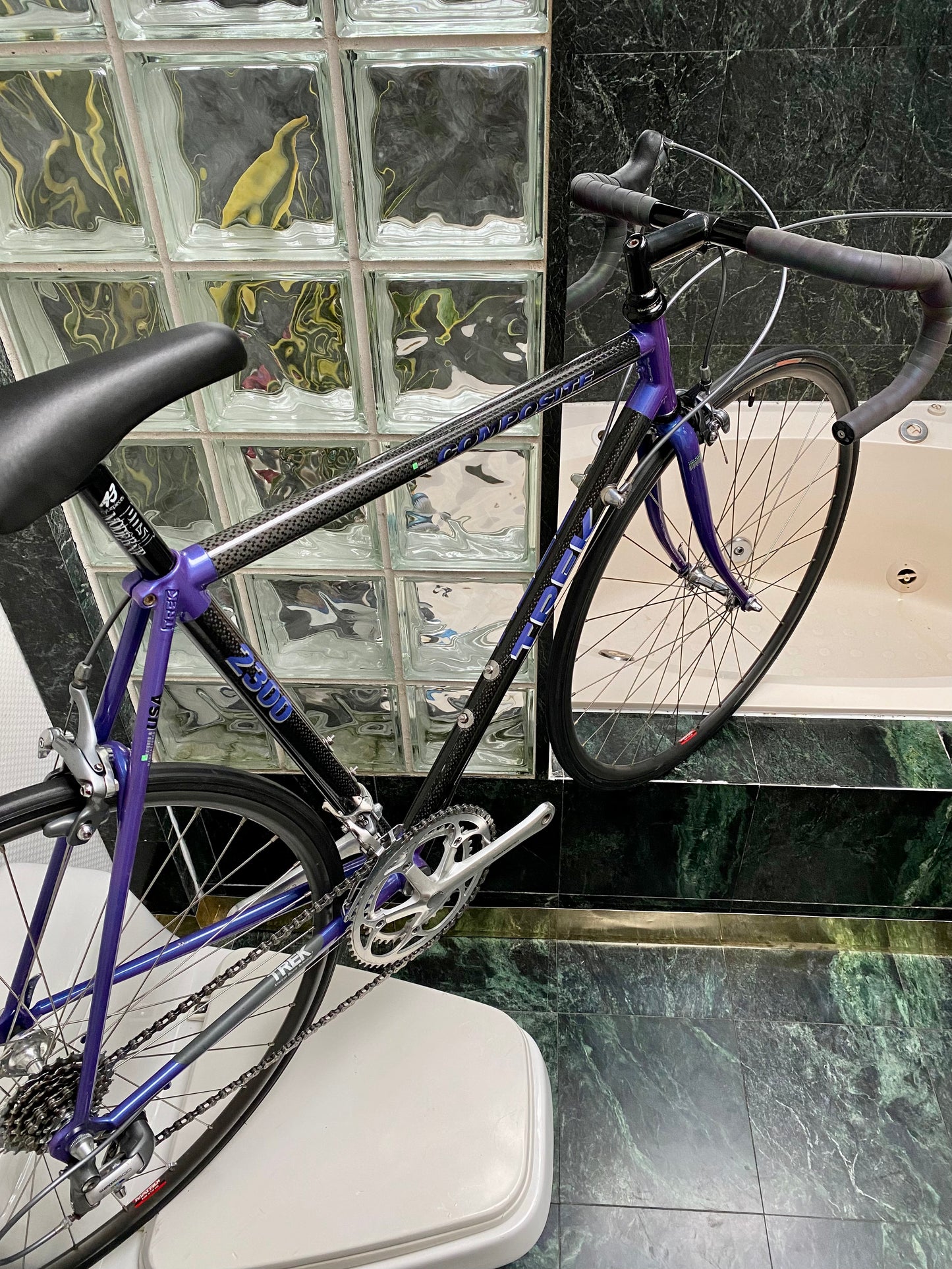 (SIZE 54cm) 1990's TREK 2300 CARBON ROAD BIKE - SHIMANO 600 STI