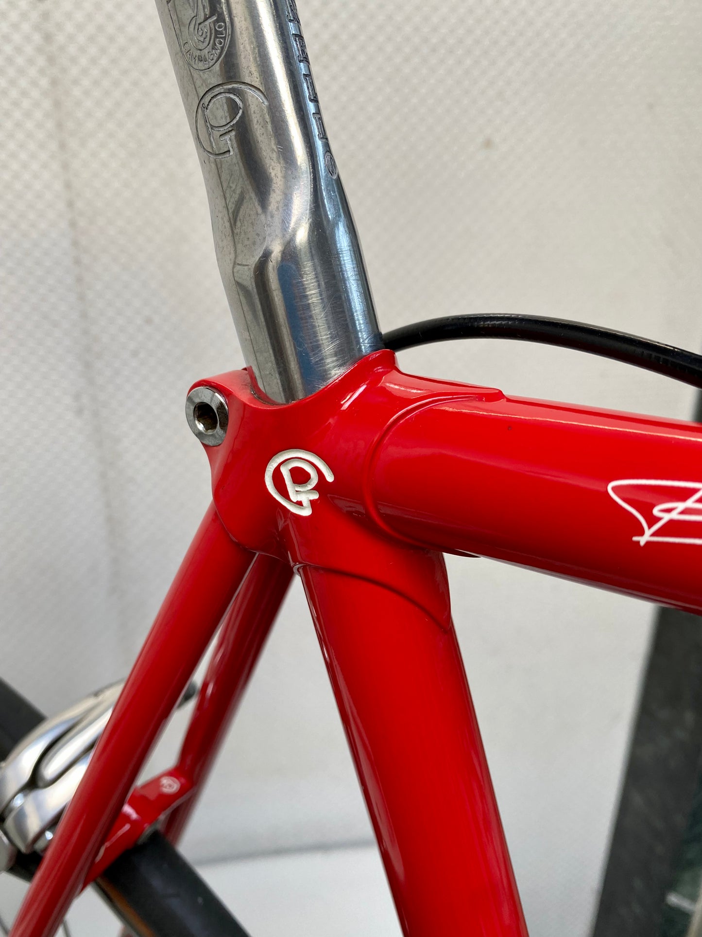 (SIZE 56cm) 1990's PINARELLO STELVIO ROAD BIKE - CAMPAGNOLO - SPOTLESS / LIKE NEW