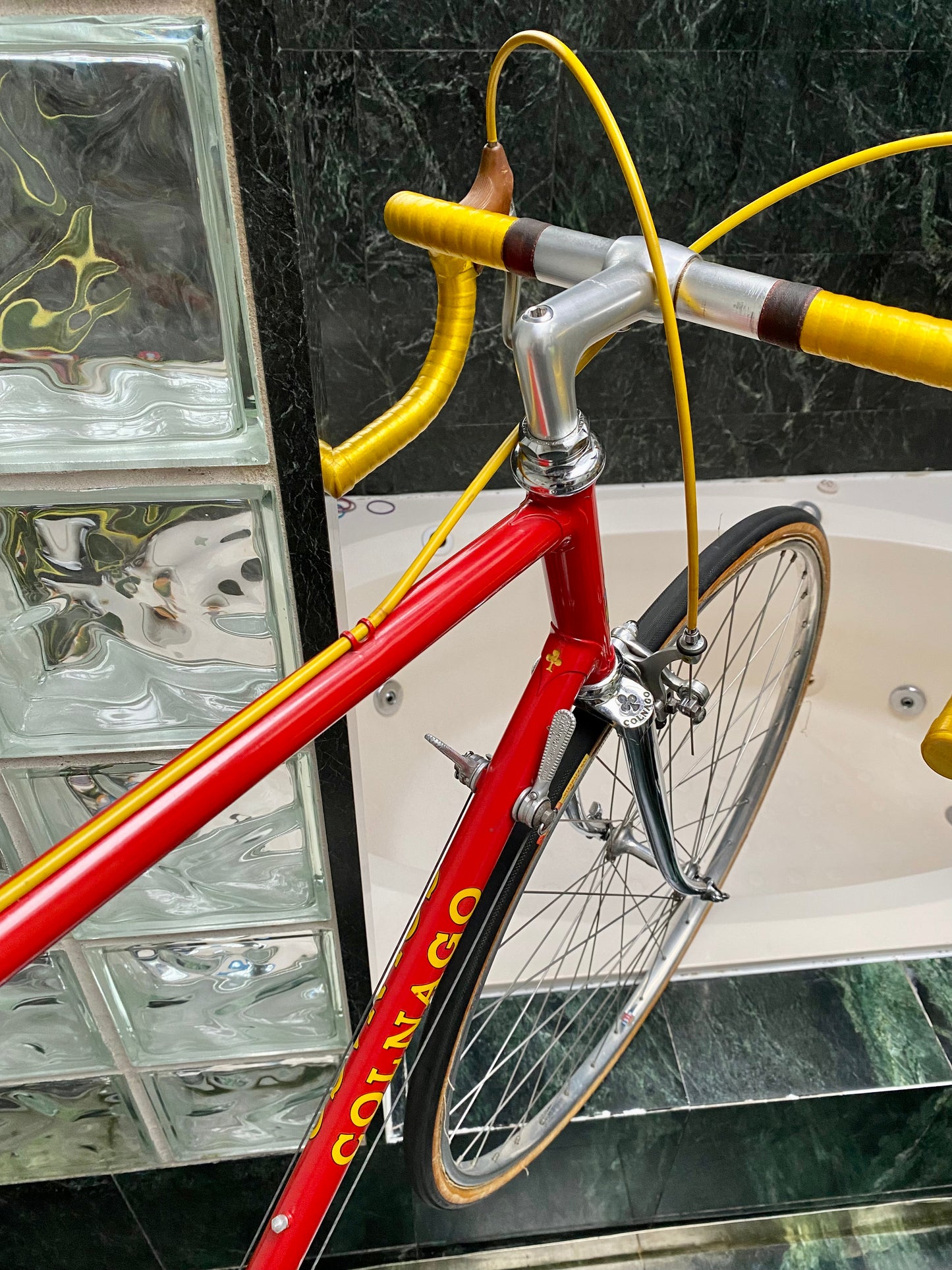 (SIZE 57cm) 1970's COLNAGO SUPER ROAD BIKE - CAMPAGNOLO - BEAUTIFUL