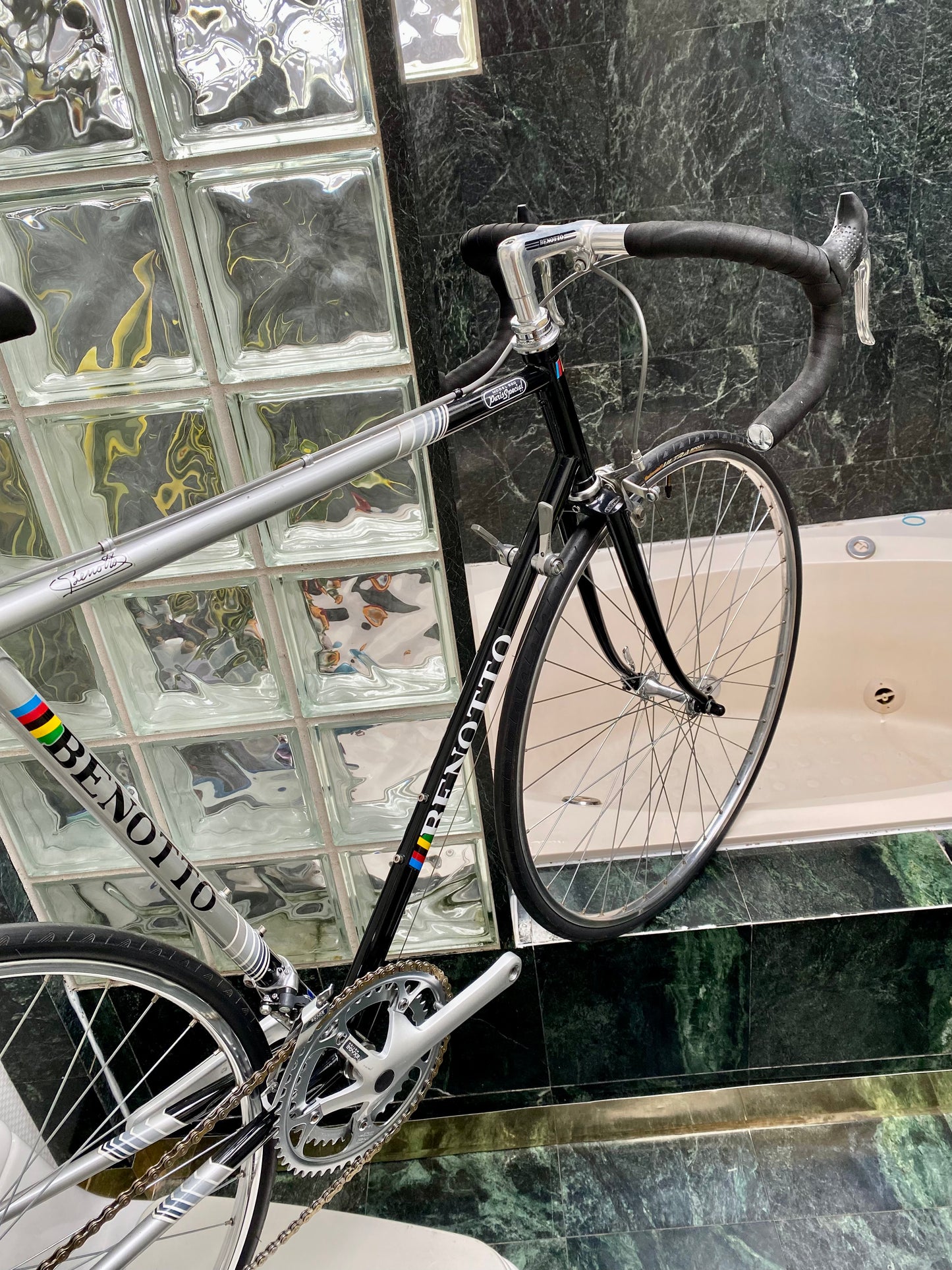 (SIZE 57cm) 1980's BENOTTO MODEL 500 PARIS SPECIAL ROAD BIKE - LIKE NEW