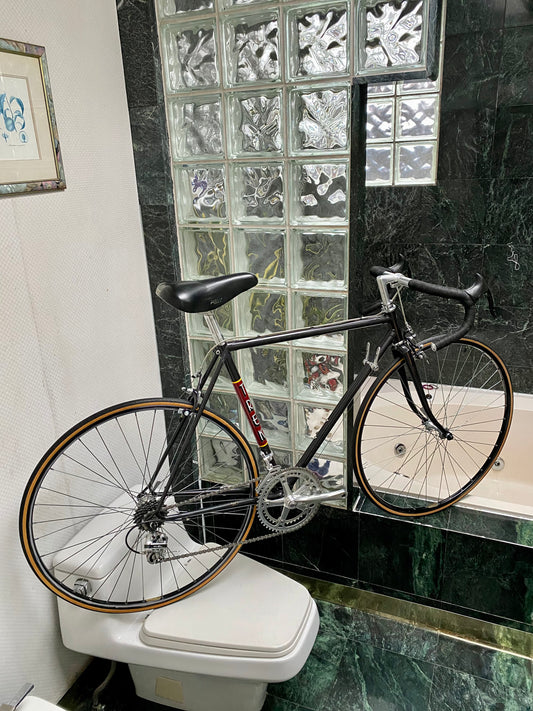 (SIZE 53cm) EARLY-1980's TREK 560 ROAD BIKE - LIKE NEW