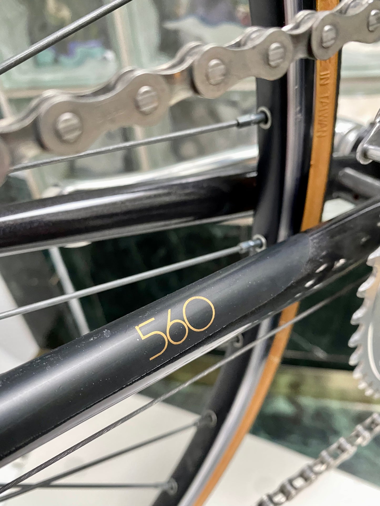 (SIZE 53cm) EARLY-1980's TREK 560 ROAD BIKE - LIKE NEW