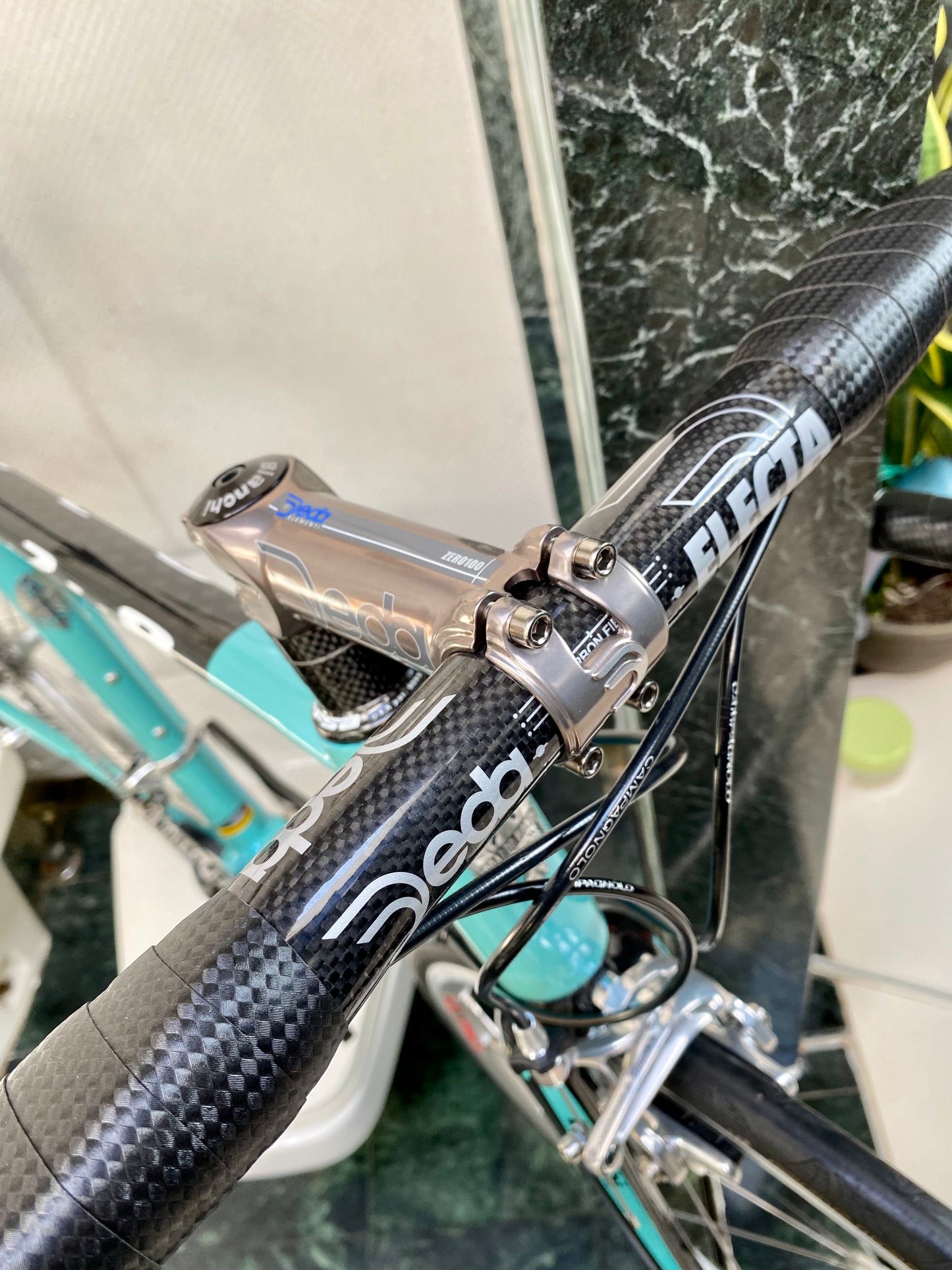 (SIZE 54cm) CLASSIC BIANCHI 928 T-CUBE ROAD BIKE - CELESTE - CAMPAGNOLO CHORUS