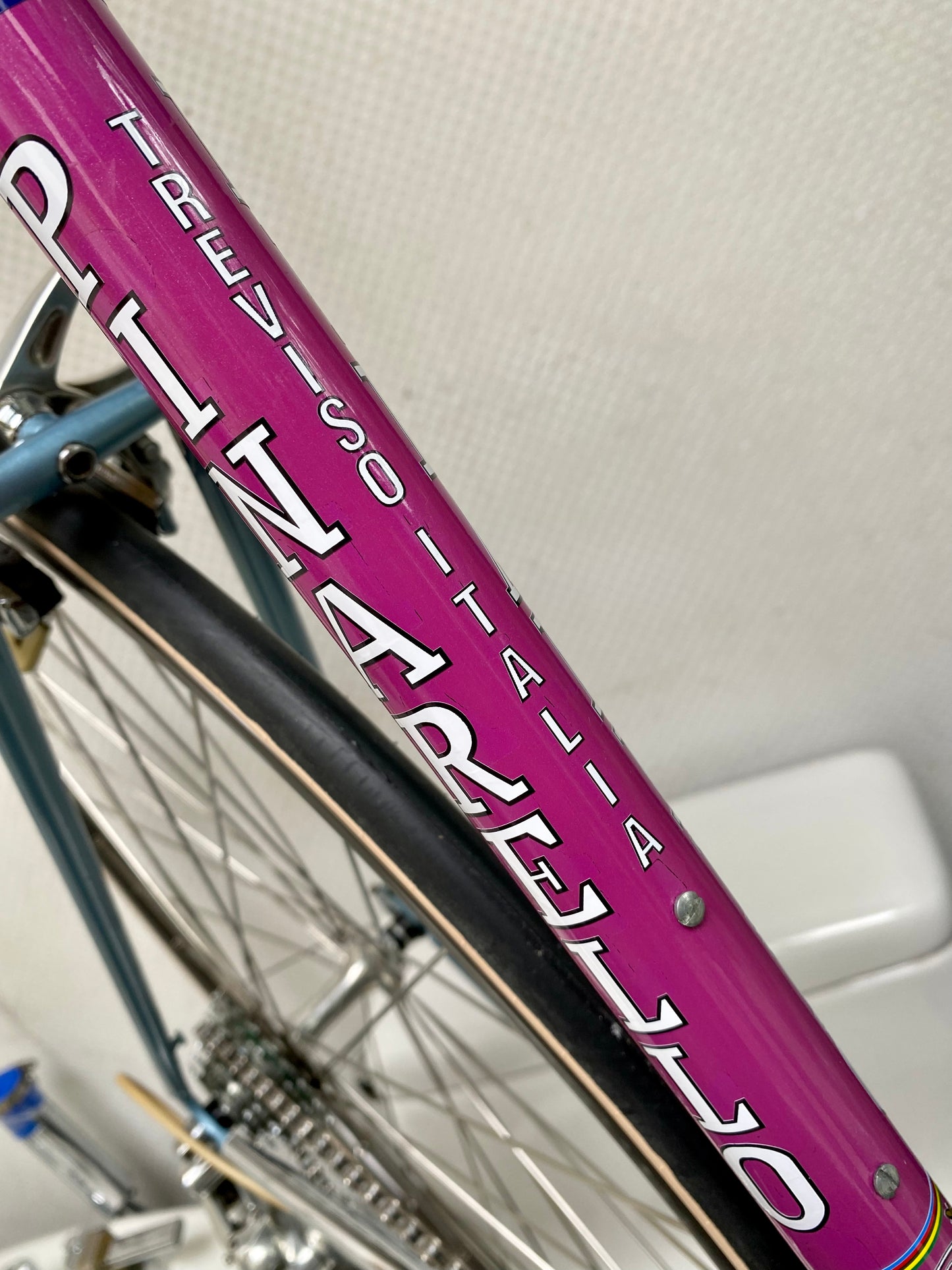 (SIZE 52cm) 1980's PINARELLO ROAD BIKE - CAMPAGNOLO CHORUS - LIKE NEW