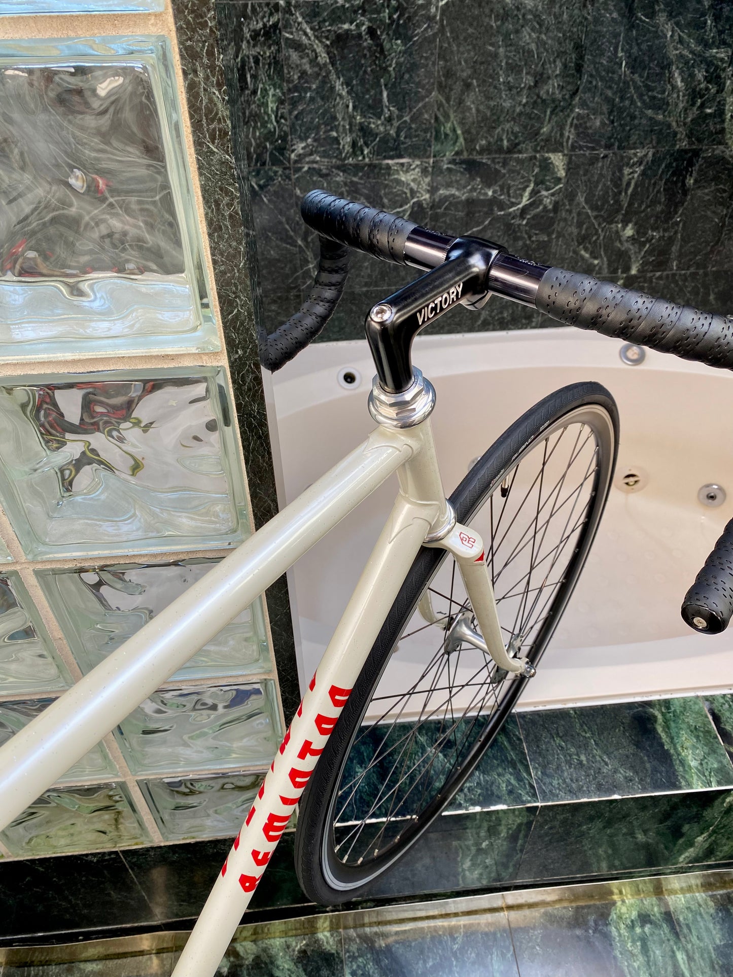 (SIZE 54cm) LOVELY REMINTON NJS TRACK BIKE - SUGINO 75 - MICHE