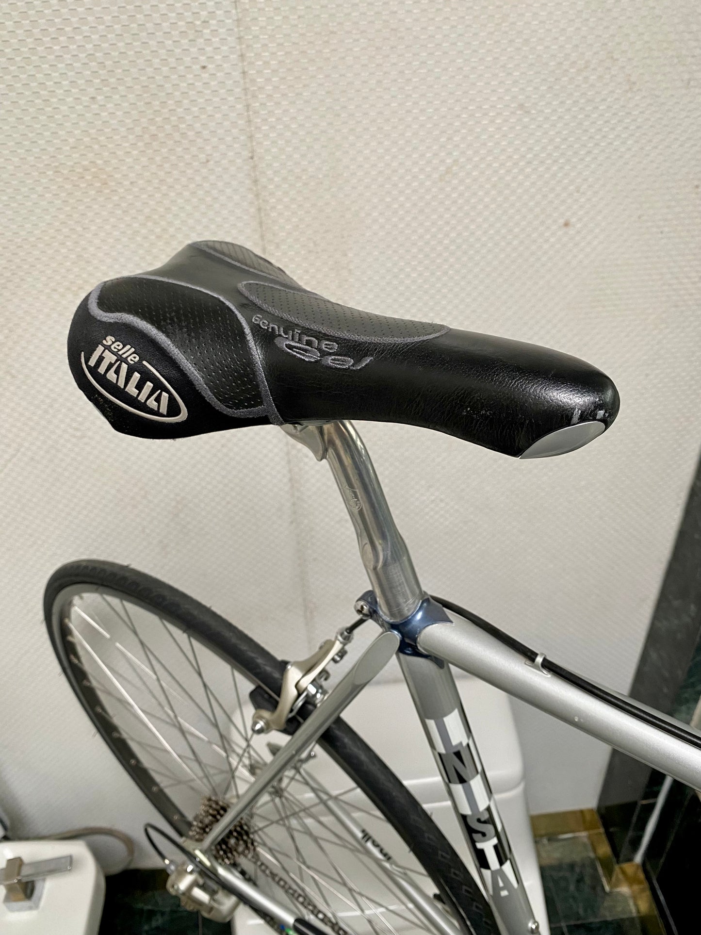 (SIZE 56cm) 1990's CINELLI UNICA ROAD BIKE - CAMPAGNOLO