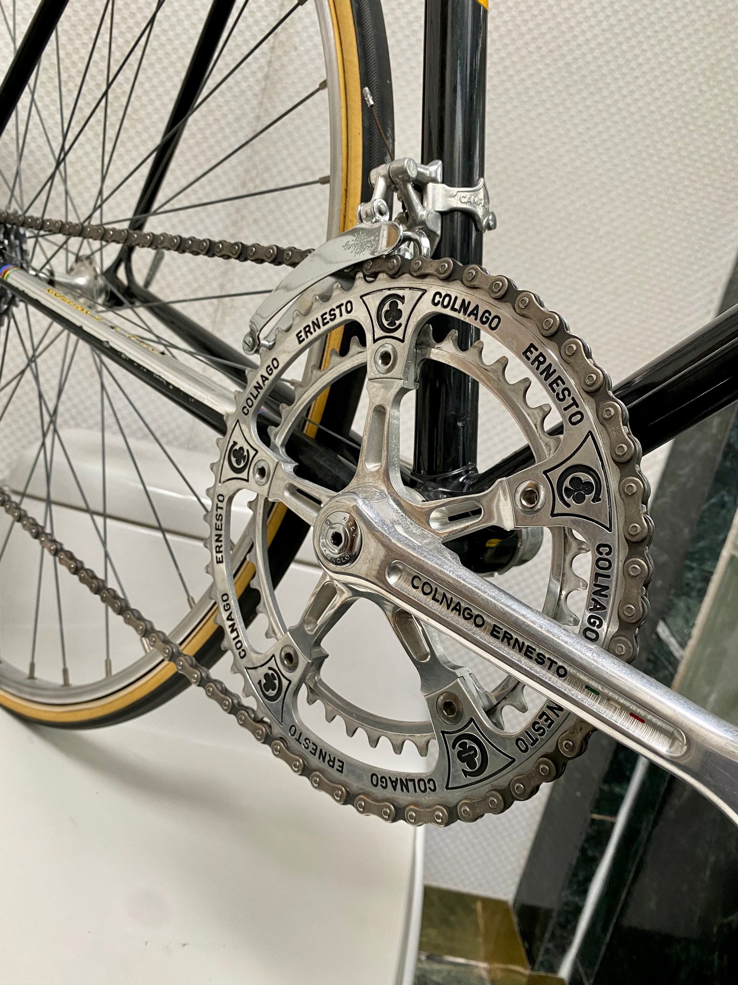 (SIZE 59cm) 1970's COLNAGO ROAD BIKE - CAMPAGNOLO - SENSATIONAL