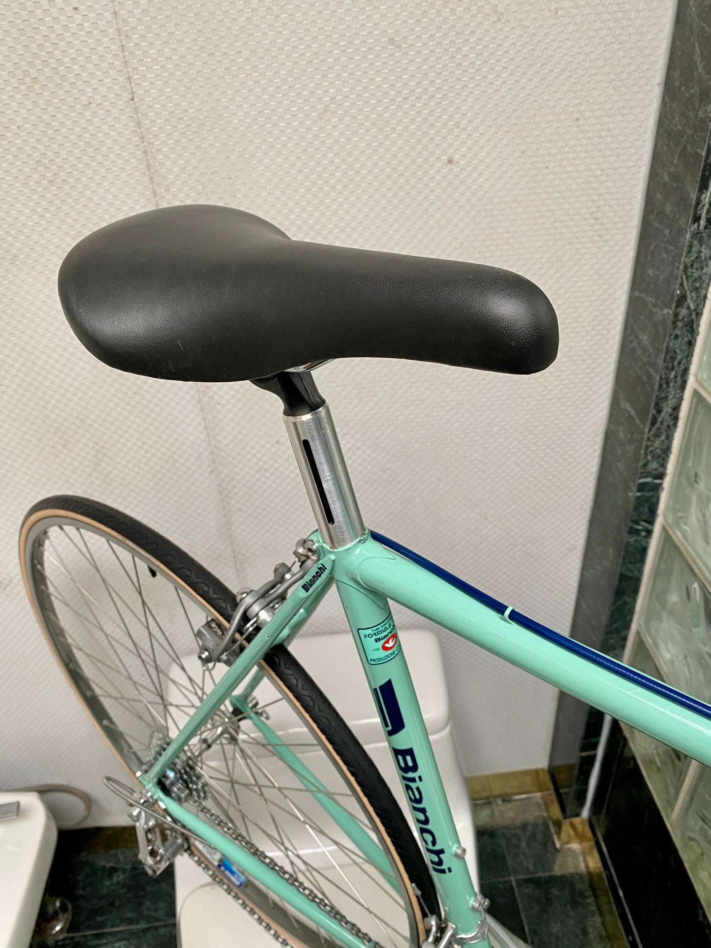 (SIZE 53cm) 1980's BIANCHI TROFEO ROAD BIKE - CAMPAGNOLO - COLUMBUS - LIKE NEW