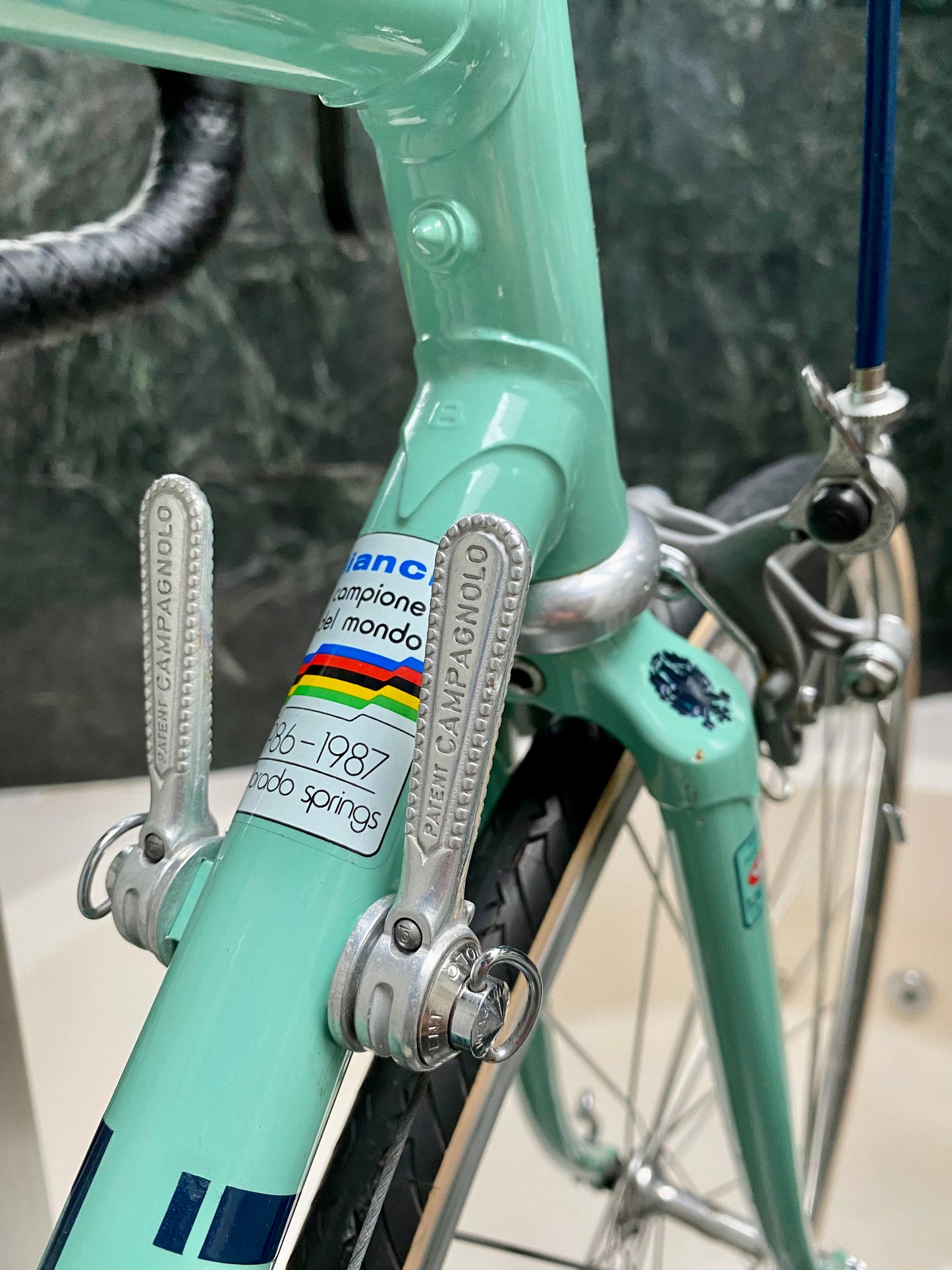 (SIZE 53cm) 1980's BIANCHI TROFEO ROAD BIKE - CAMPAGNOLO - COLUMBUS - LIKE NEW