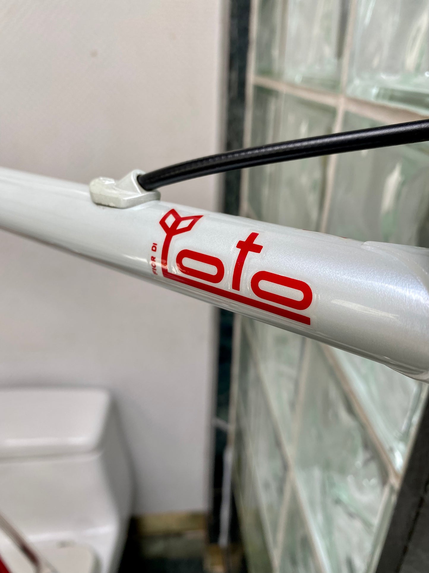 (SIZE 56cm) EARLY-1990's BASSO FIOR DI LOTO ROAD BIKE - NOS / NEW - CAMPAGNOLO C-RECORD DELTA