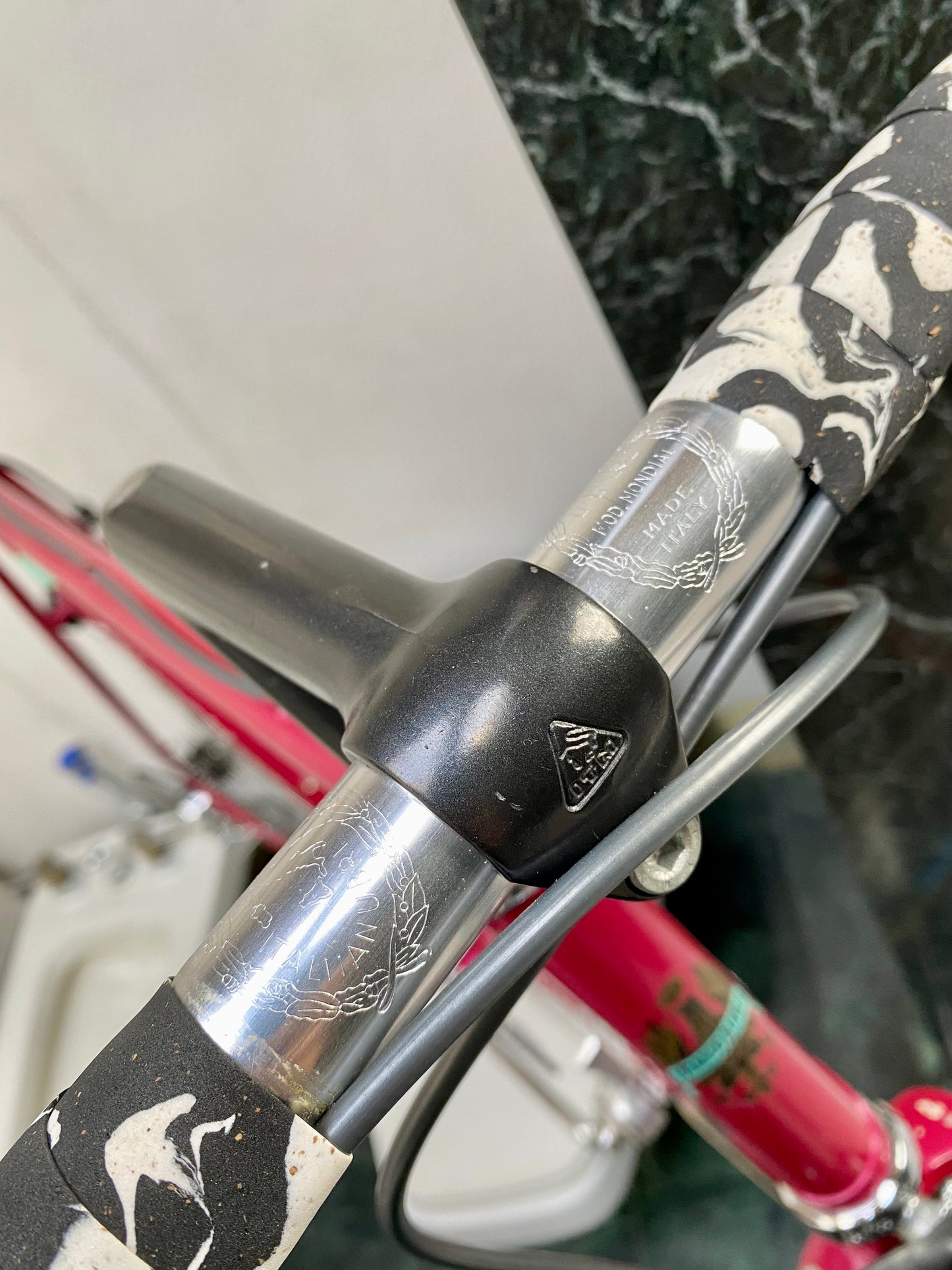 (SIZE 57cm) 1980's BIANCHI ROAD BIKE - CAMPAGNOLO - COLUMBUS