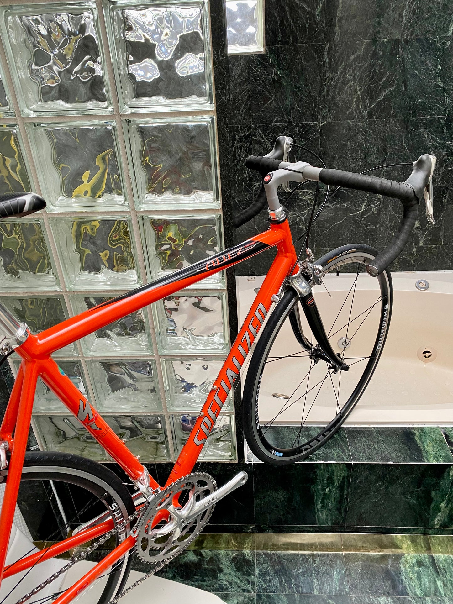 (SIZE 56cm) LATE-1990's SPECIALIZED ALLEZ COMP ROAD BIKE - SHIMANO ULTEGRA