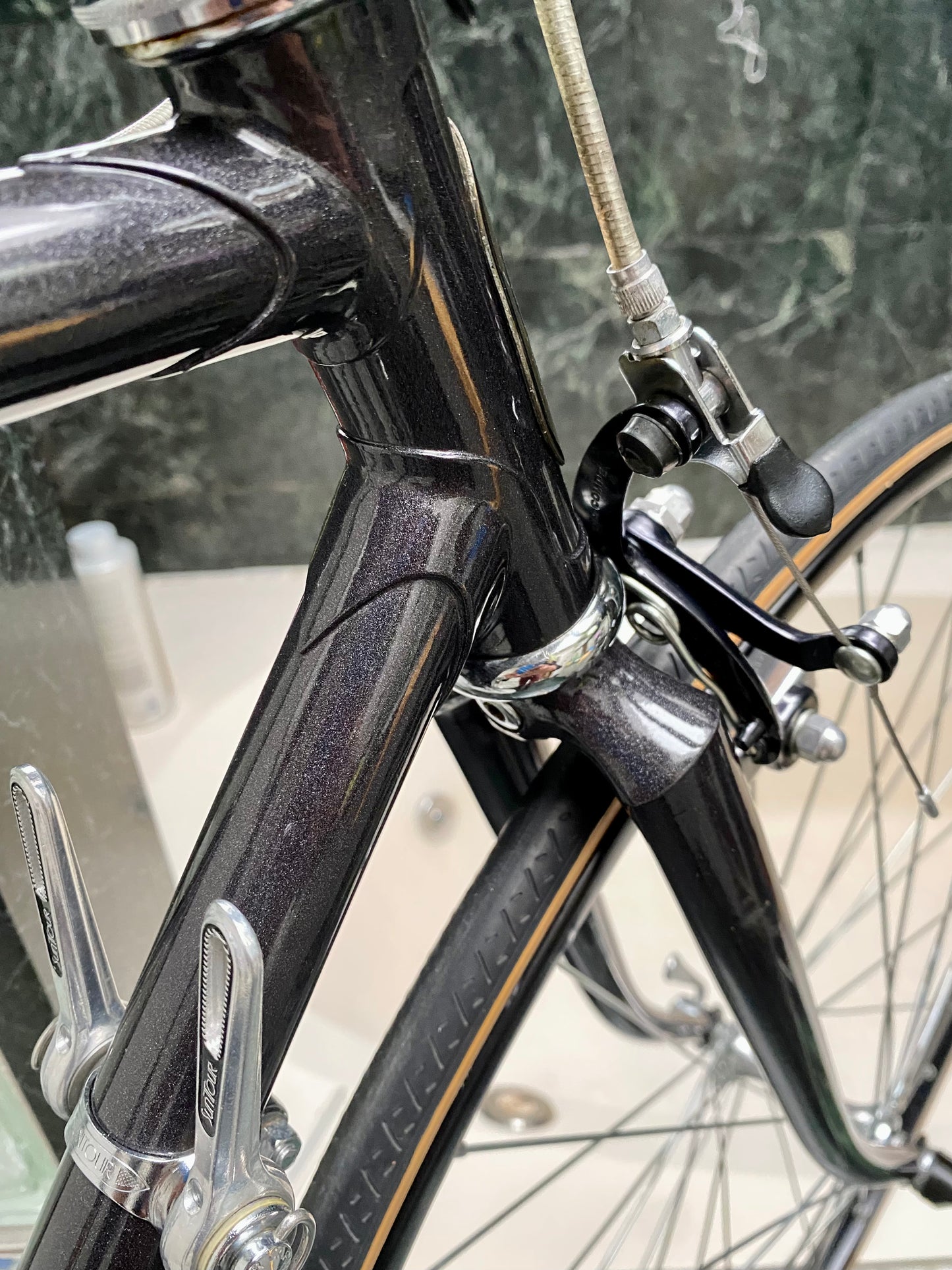 (SIZE 53cm) EARLY-1980's TREK 560 ROAD BIKE - LIKE NEW