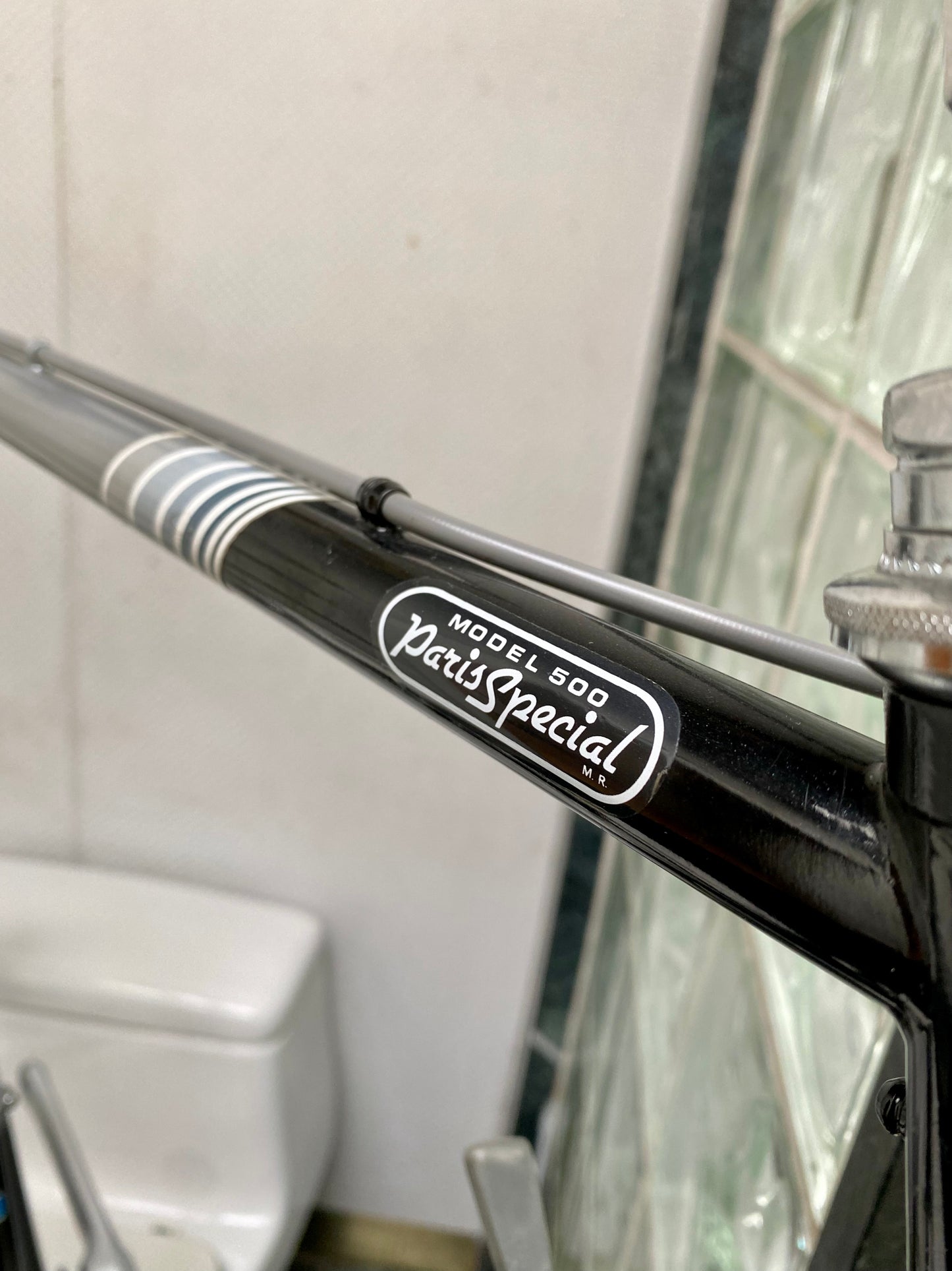 (SIZE 57cm) 1980's BENOTTO MODEL 500 PARIS SPECIAL ROAD BIKE - LIKE NEW