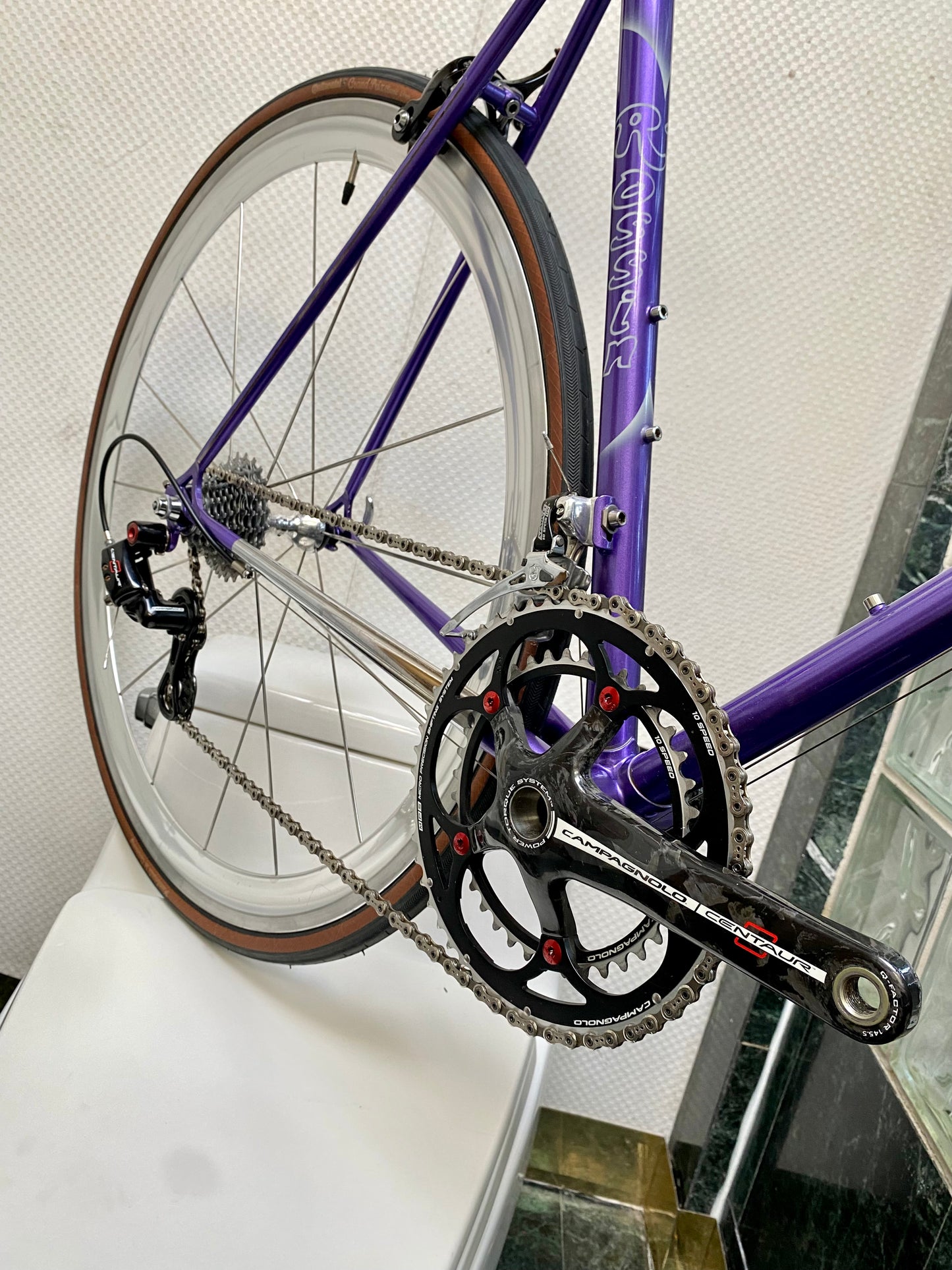 (SIZE 53cm) SENSATIONAL ROSSIN NEO-RETRO BUILD - CAMPAGNOLO CENTAUR CARBON GROUPSET - BEAUTIFUL!!!