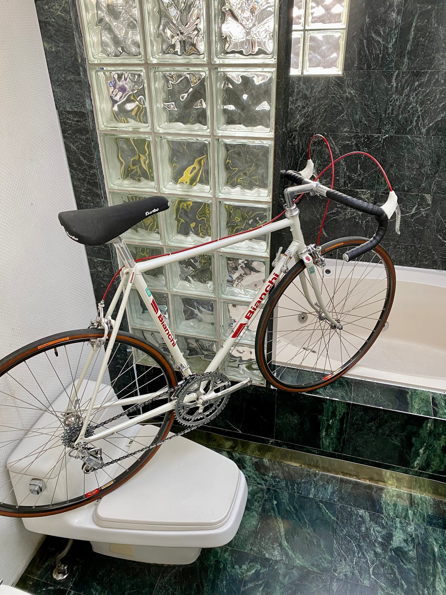 (SIZE 54cm) 1980's BIANCHI ROAD BIKE - CAMPAGNOLO - SUPER CLEAN