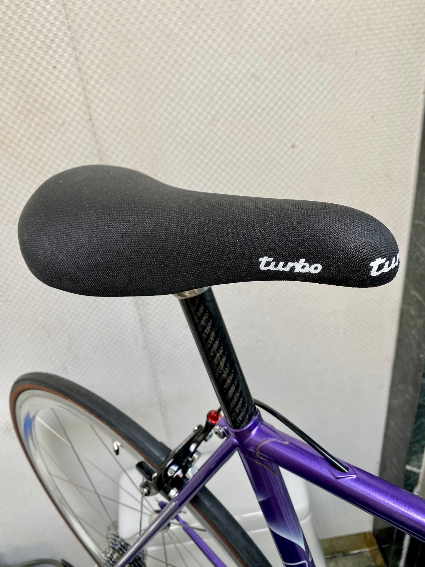 (SIZE 53cm) SENSATIONAL ROSSIN NEO-RETRO BUILD - CAMPAGNOLO CENTAUR CARBON GROUPSET - BEAUTIFUL!!!