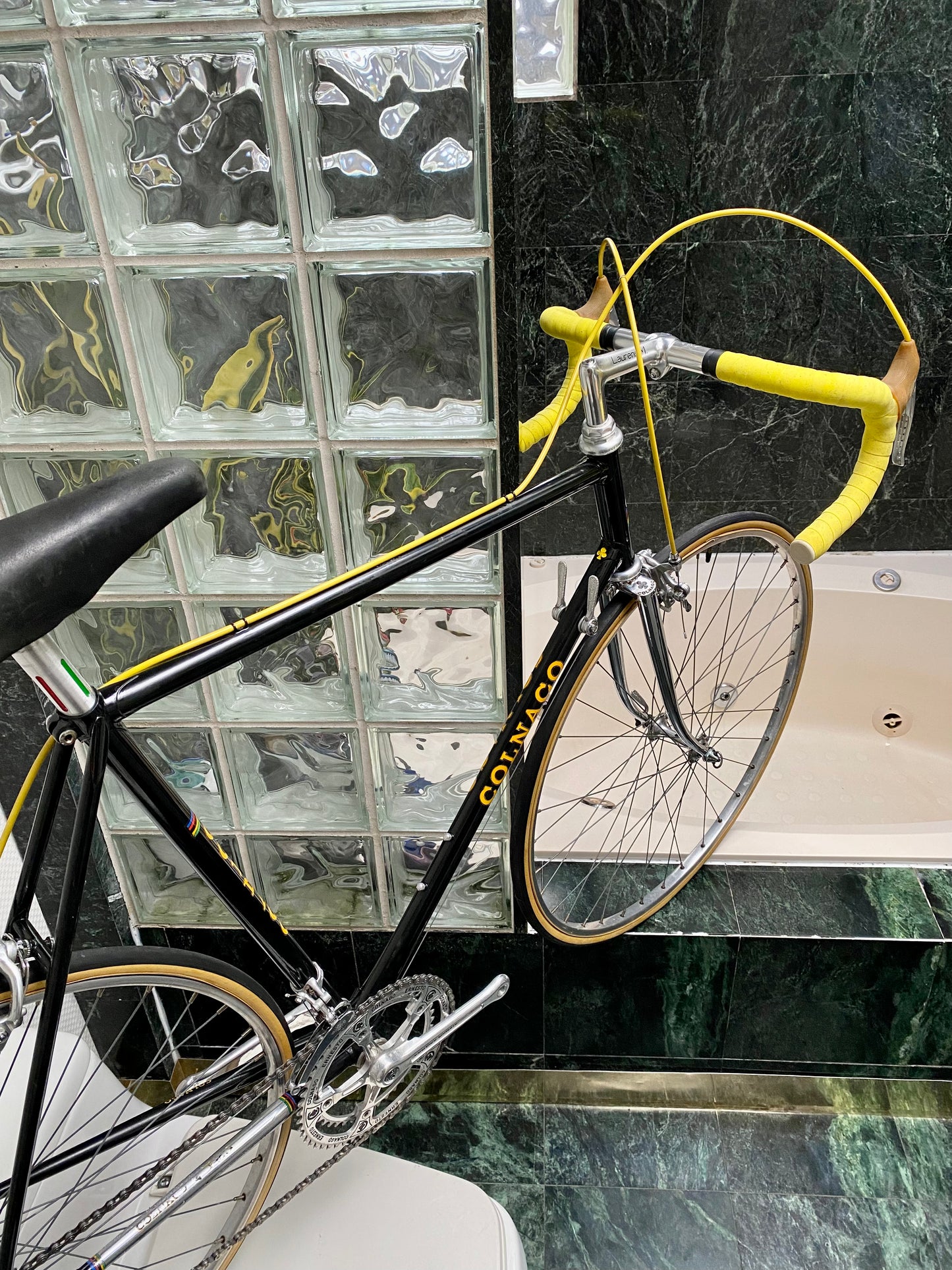 (SIZE 59cm) 1970's COLNAGO ROAD BIKE - CAMPAGNOLO - SENSATIONAL