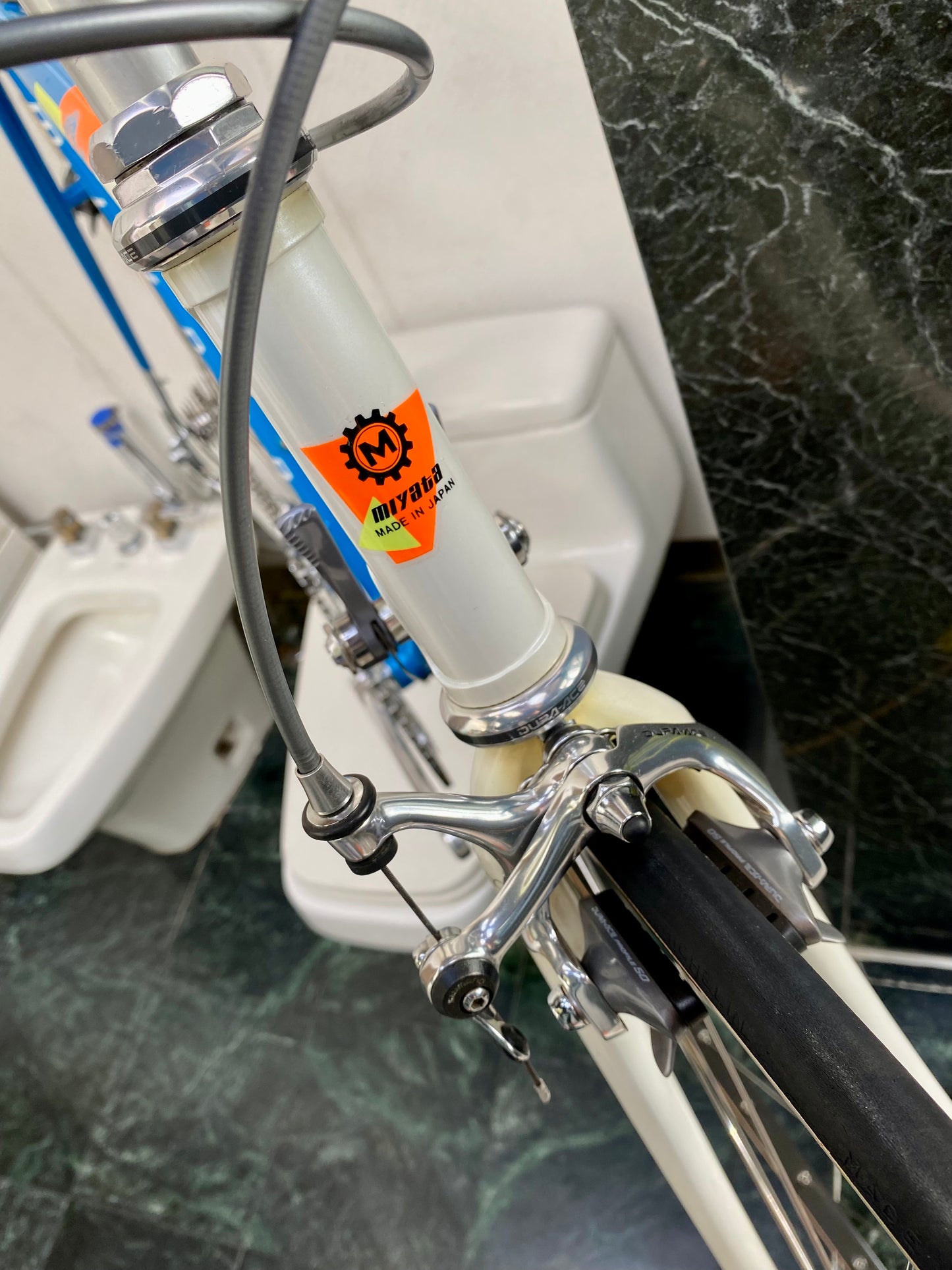 (SIZE 53.5cm) LATE-1980's TEAM MIYATA ROAD BIKE - SHIMANO DURA ACE - SPOTLESS