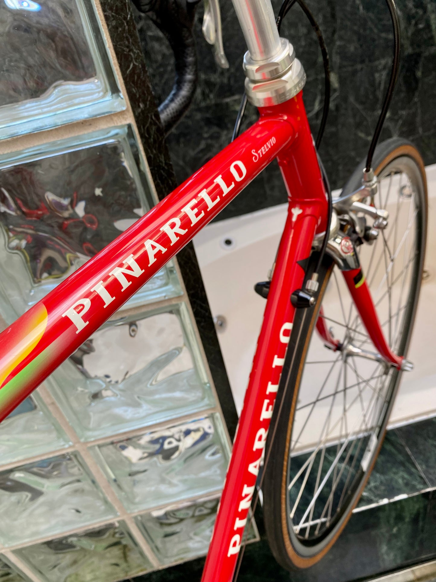 (SIZE 56cm) 1990's PINARELLO STELVIO ROAD BIKE - CAMPAGNOLO - SPOTLESS / LIKE NEW