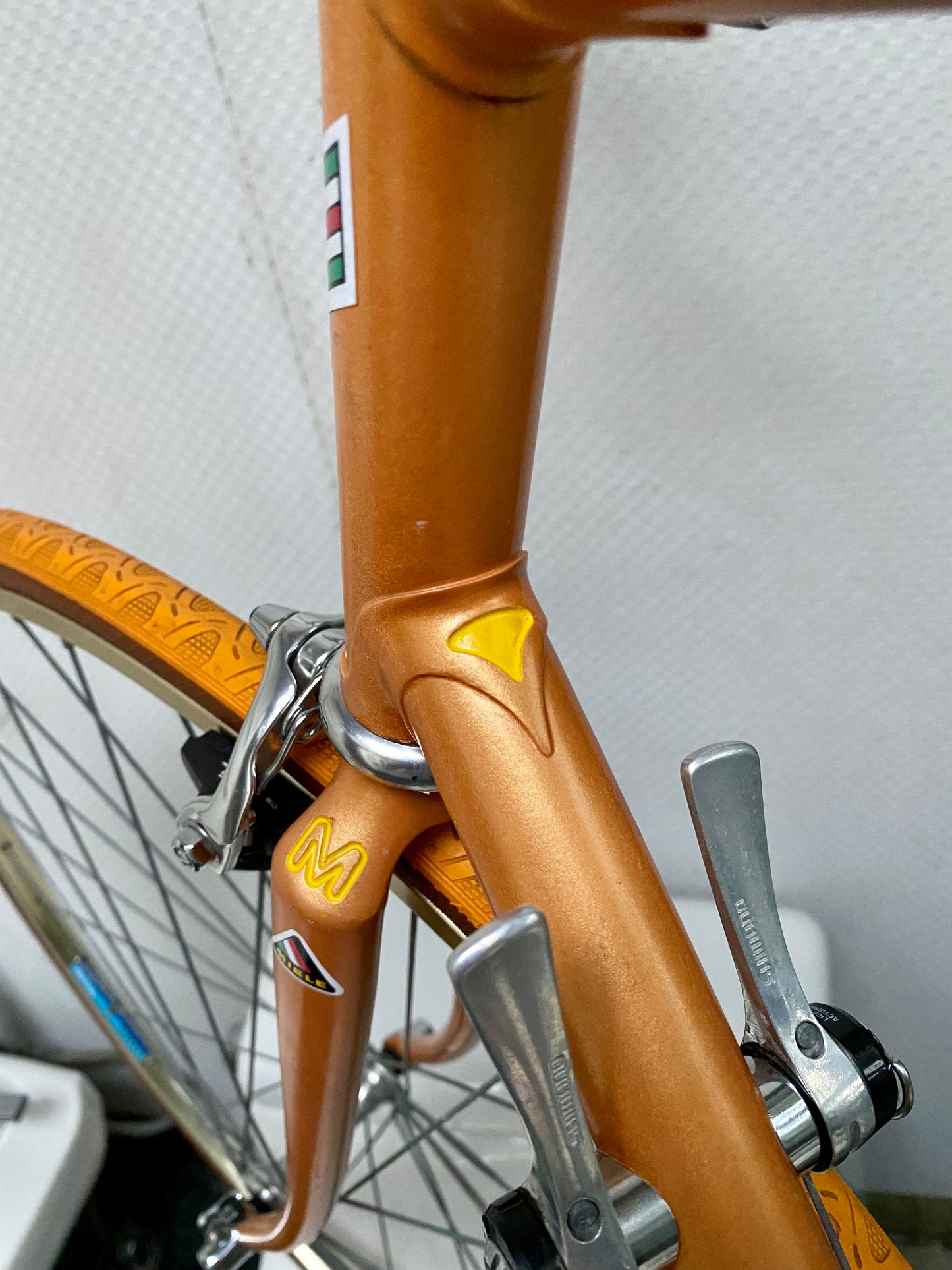 (SIZE 57cm) 1980's MIELE ROAD BIKE - ROSSIN-BUILT - SHIMANO 600