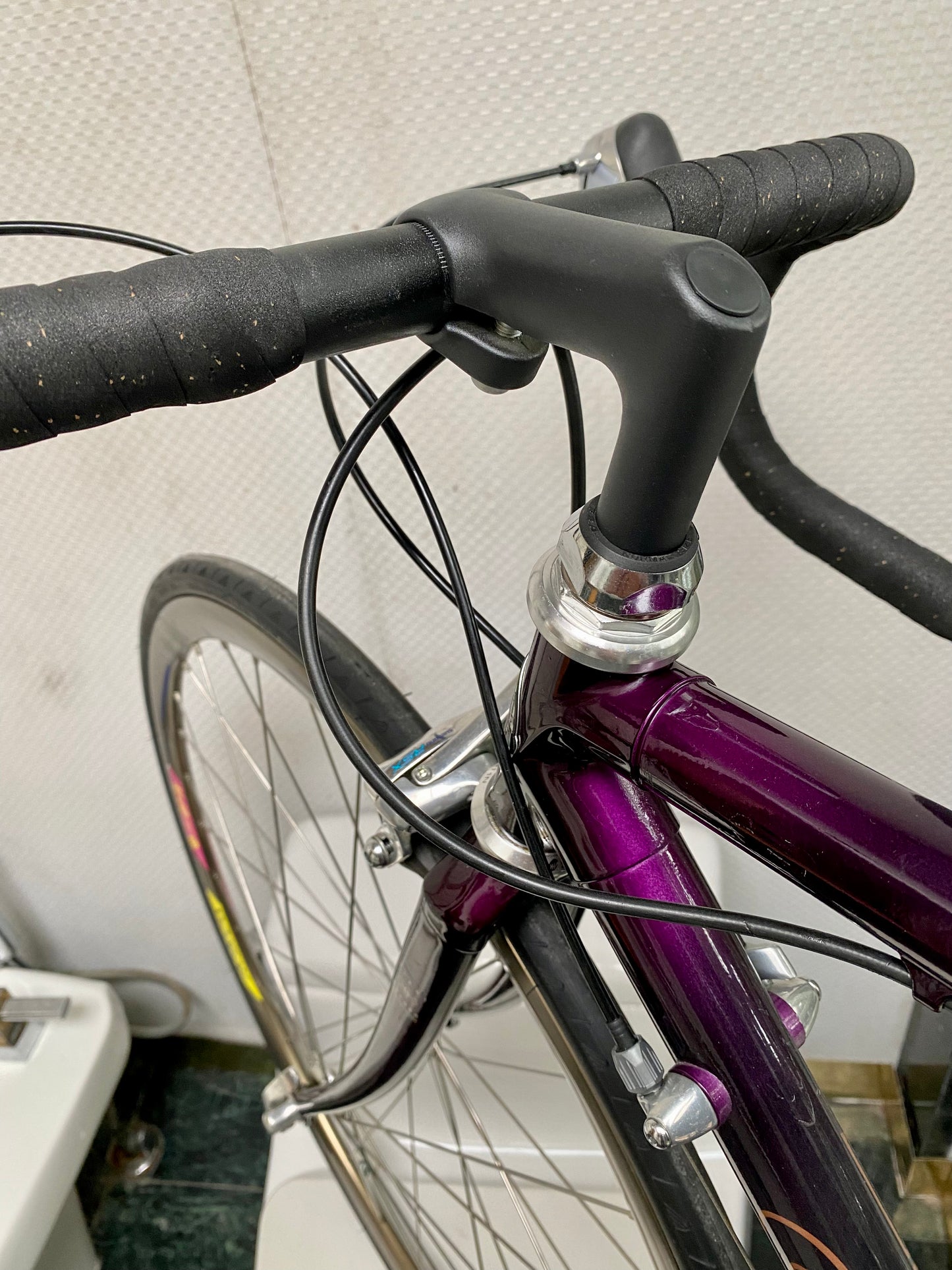 (SIZE 52cm) GIANT CFR 3 CARBON ROAD BIKE - BARELY USED