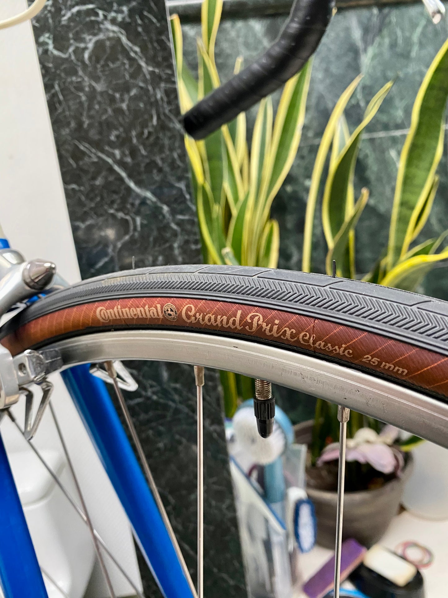 (SIZE 57cm) 1980's HARRY QUINN ROAD BIKE - BUILT BY TERRY DOLAN - CAMPAGNOLO ATHENA