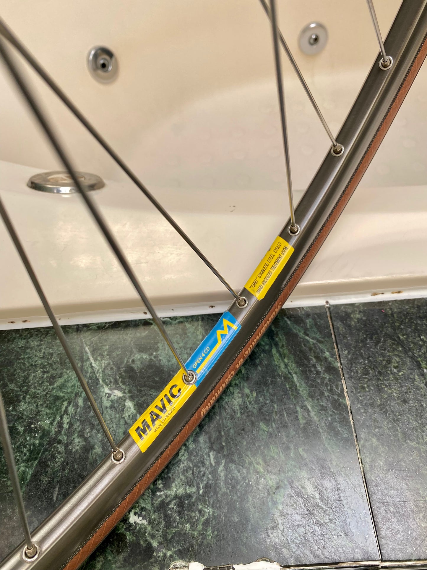 (SIZE 53cm) 2004 MARIPOSA STEEL ROAD BIKE - CUSTOM BUILT - CAMPAGNOLO