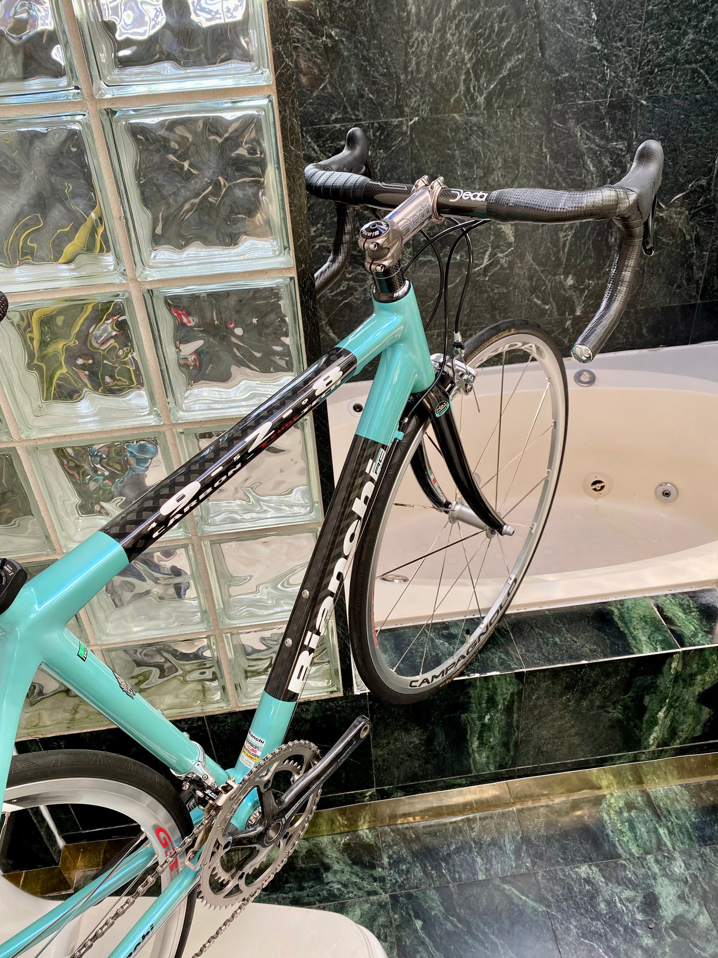 (SIZE 54cm) CLASSIC BIANCHI 928 T-CUBE ROAD BIKE - CELESTE - CAMPAGNOLO CHORUS