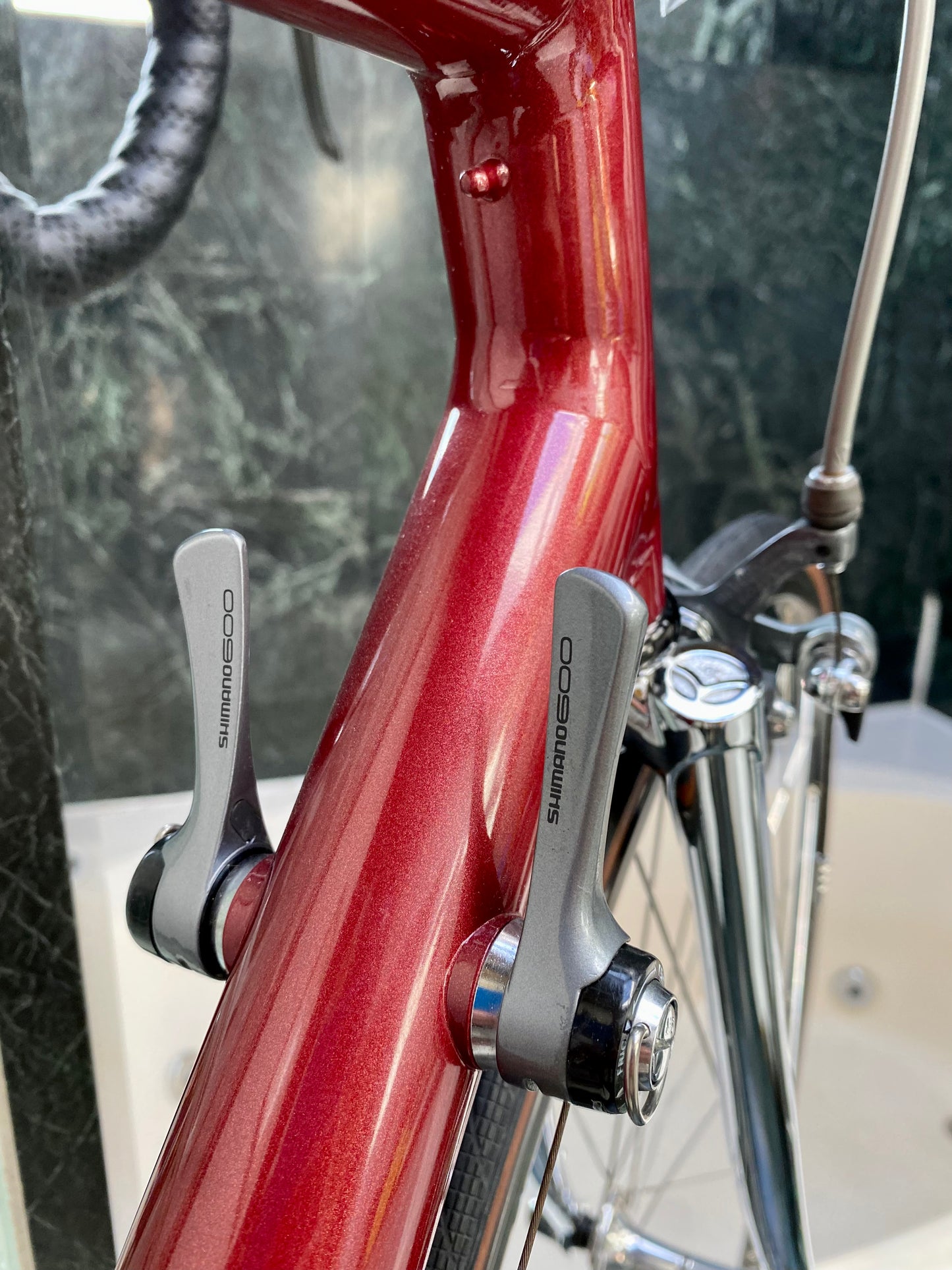 (SIZE 56cm) 1980's KLEIN QUANTUM ROAD BIKE - SHIMANO 600 - SPOTLESS - RARE