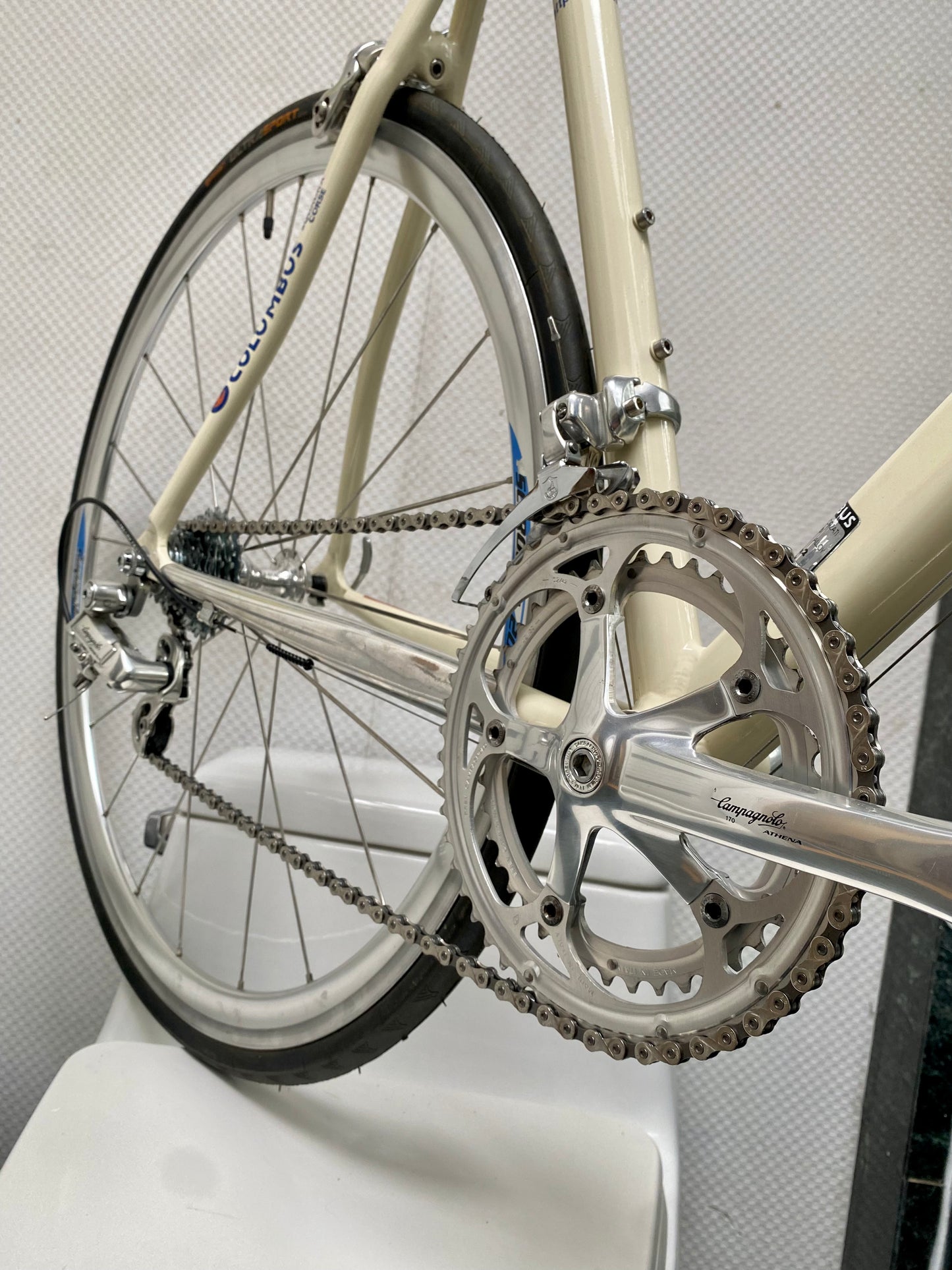 (SIZE 56cm) 1990's CINELLI PRO TEAM ROAD BIKE - CAMPAGNOLO ATHENA GROUPSET - LIKE NEW