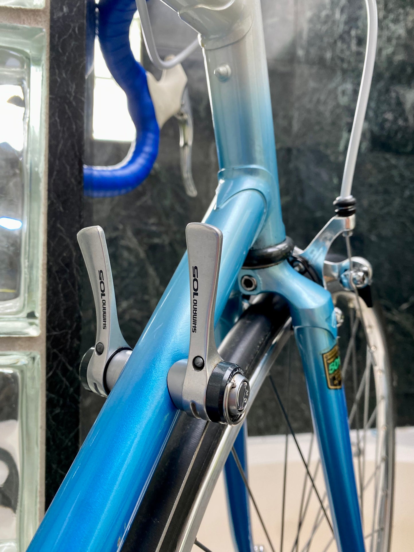 (SIZE 56cm) 1980's ZINI ROAD BIKE - SHIMANO 105 - REYNOLDS STEEL