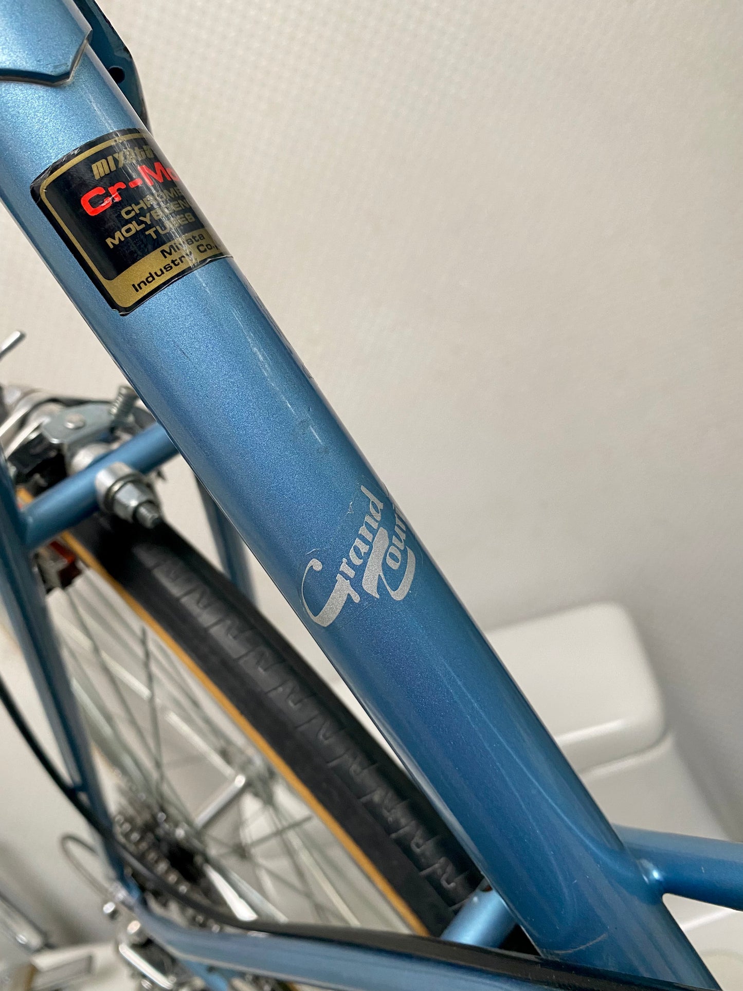 (SIZE 52cm) 1980's MIYATA MIXTE ROAD BIKE - SUPER CUTE & NICE!