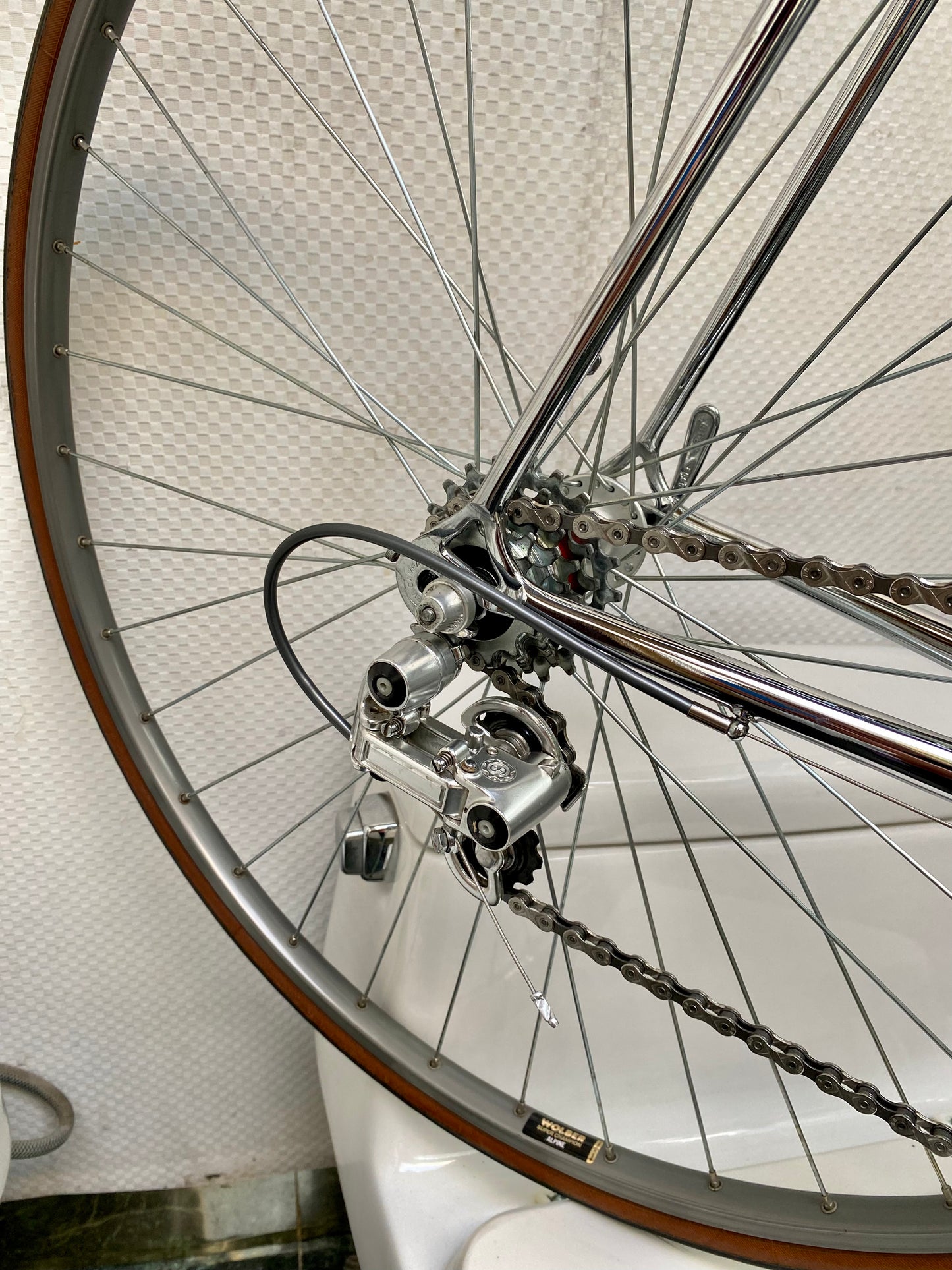 (SIZE 57cm) 1980's CONCORDE ASTORE ROAD BIKE - EDCO GROUPSET