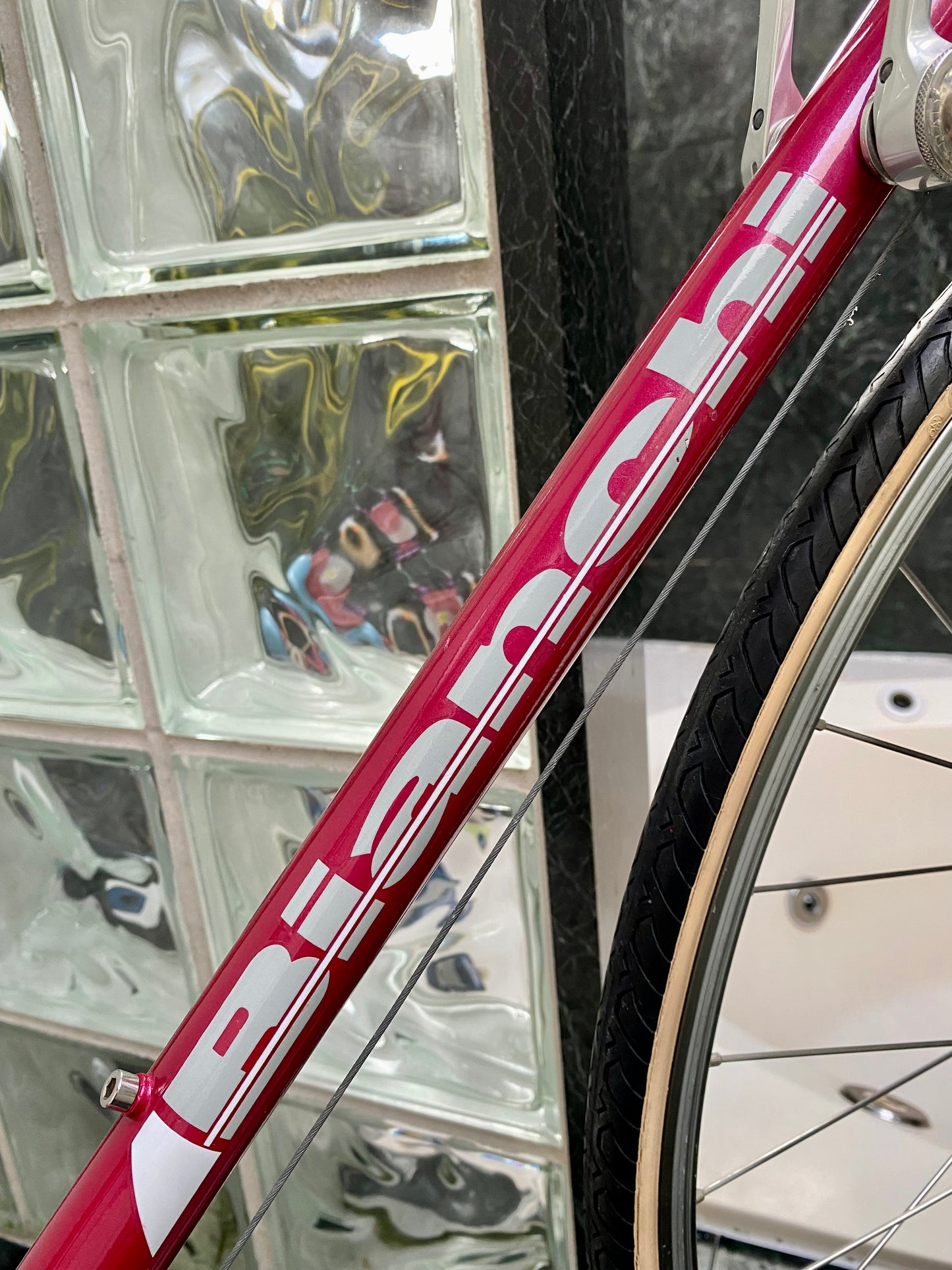 (SIZE 57cm) 1980's BIANCHI ROAD BIKE - CAMPAGNOLO - COLUMBUS