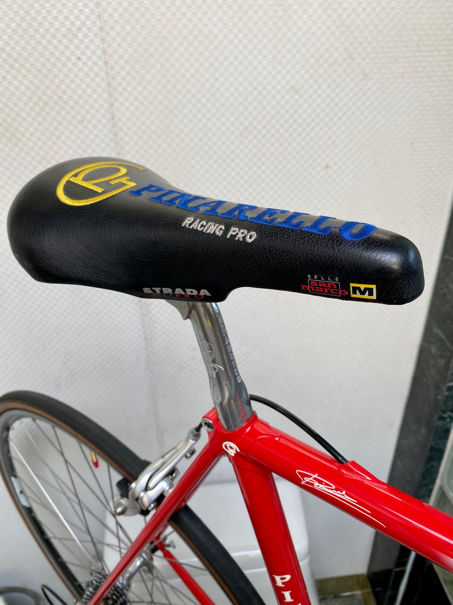 (SIZE 56cm) 1990's PINARELLO STELVIO ROAD BIKE - CAMPAGNOLO - SPOTLESS / LIKE NEW