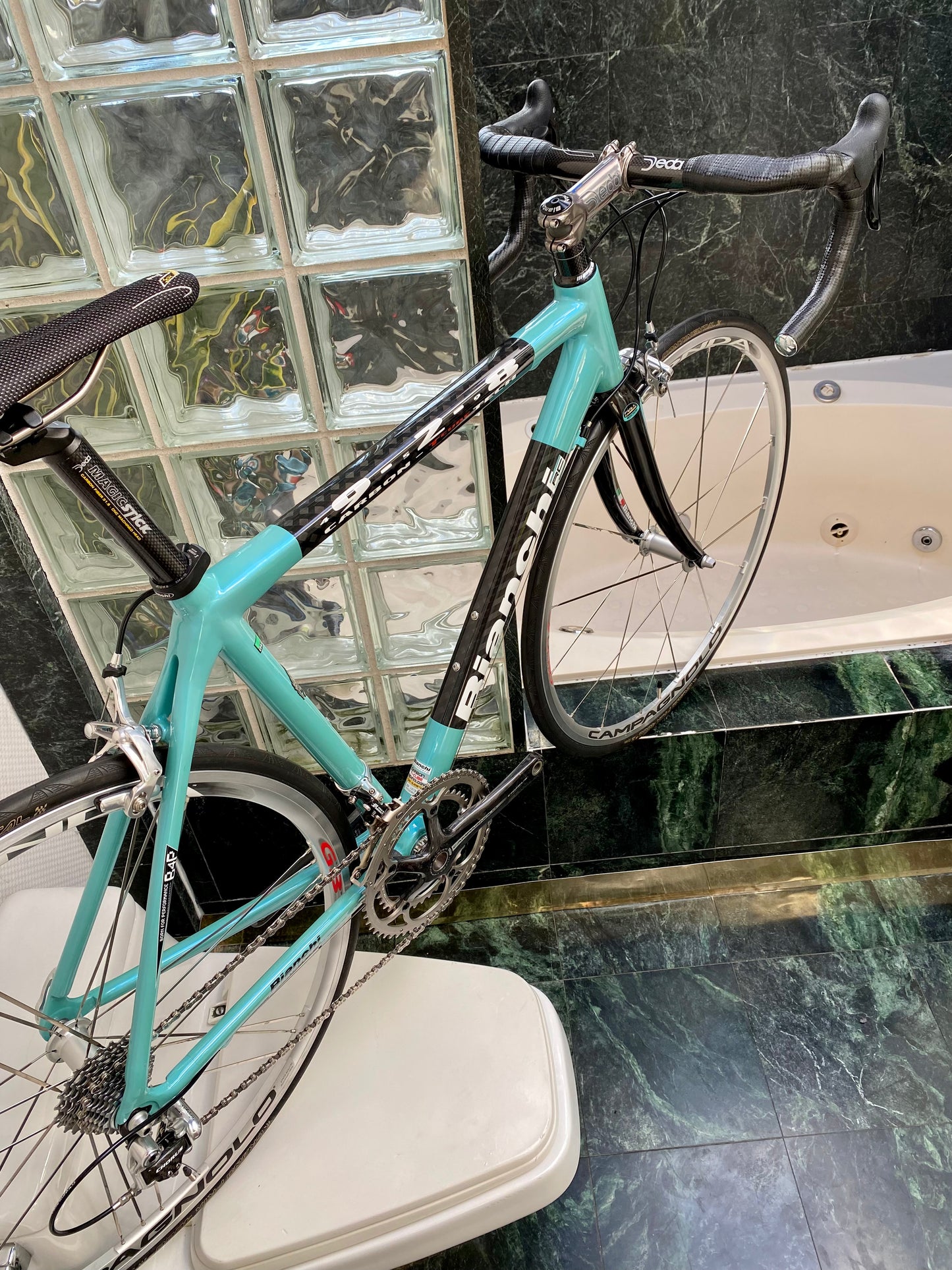 (SIZE 54cm) CLASSIC BIANCHI 928 T-CUBE ROAD BIKE - CELESTE - CAMPAGNOLO CHORUS