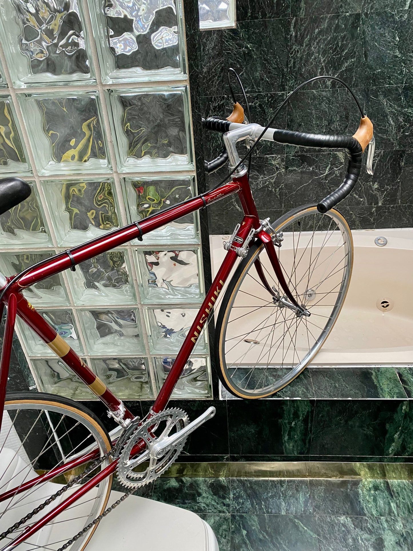 (SIZE 56cm) 1980's NISHIKI COMPETITION ROAD BIKE - LIKE NEW