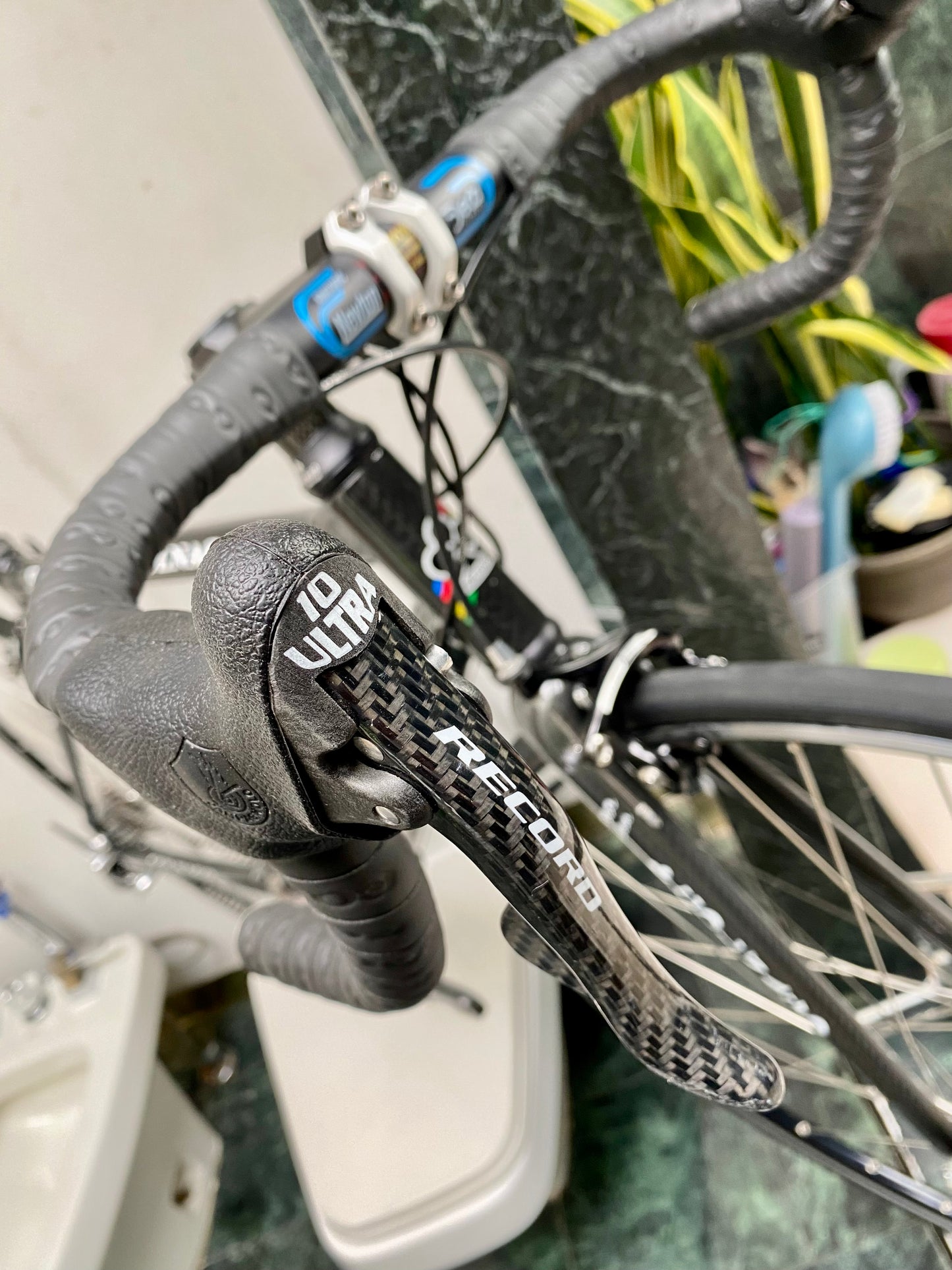 (SIZE 51cm) CLASSIC COLNAGO C50 CARBON ROAD BIKE - CAMPAGNOLO RECORD