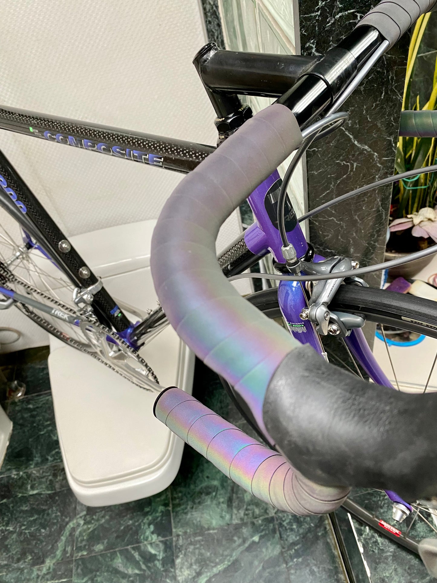 (SIZE 54cm) 1990's TREK 2300 CARBON ROAD BIKE - SHIMANO 600 STI