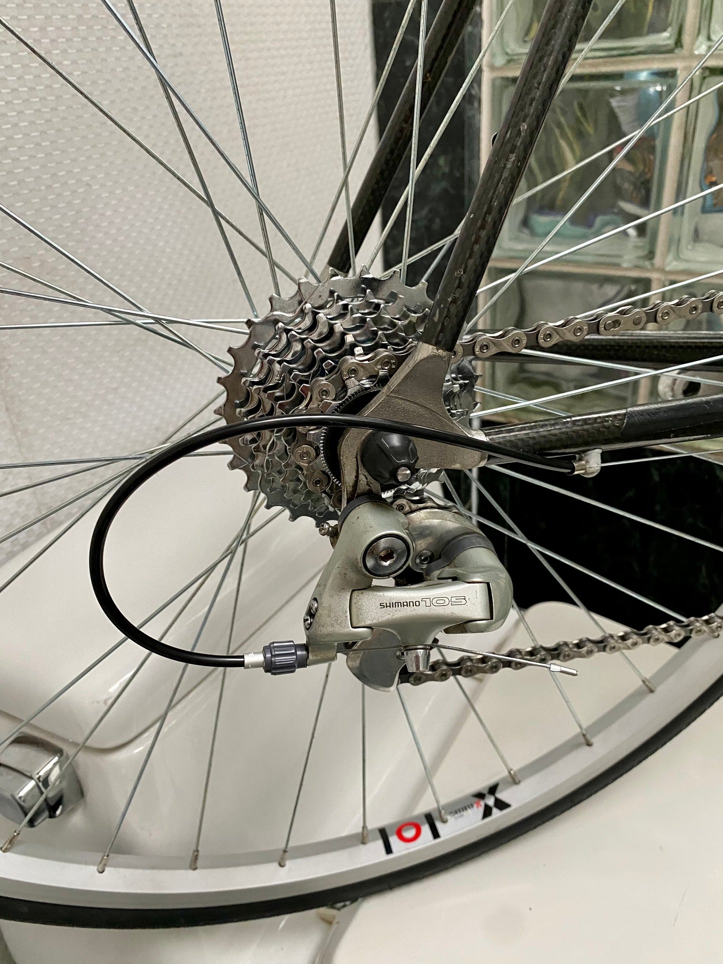 (SIZE 54cm) 1990's GIANT CARBON ROAD BIKE