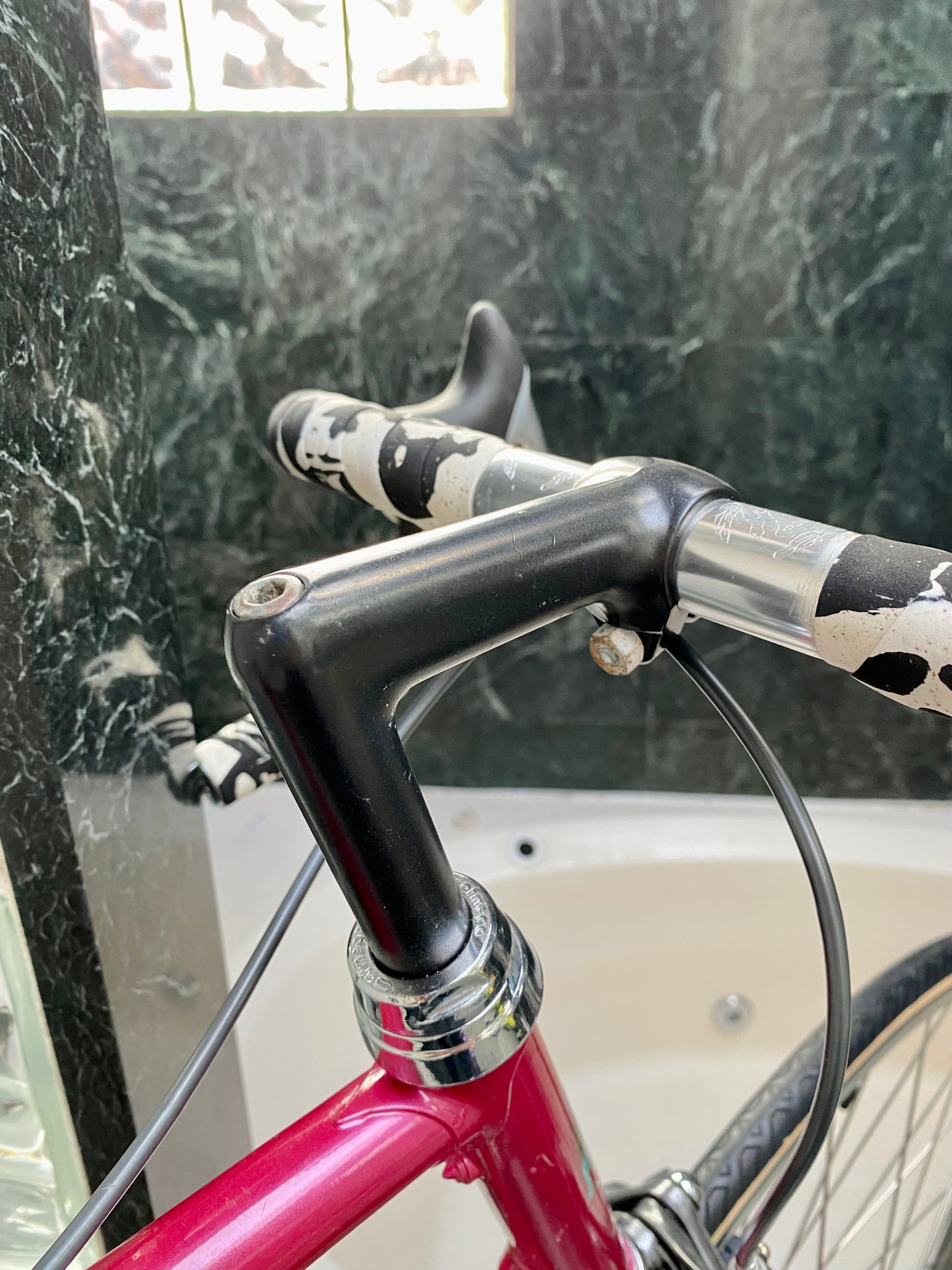 (SIZE 57cm) 1980's BIANCHI ROAD BIKE - CAMPAGNOLO - COLUMBUS