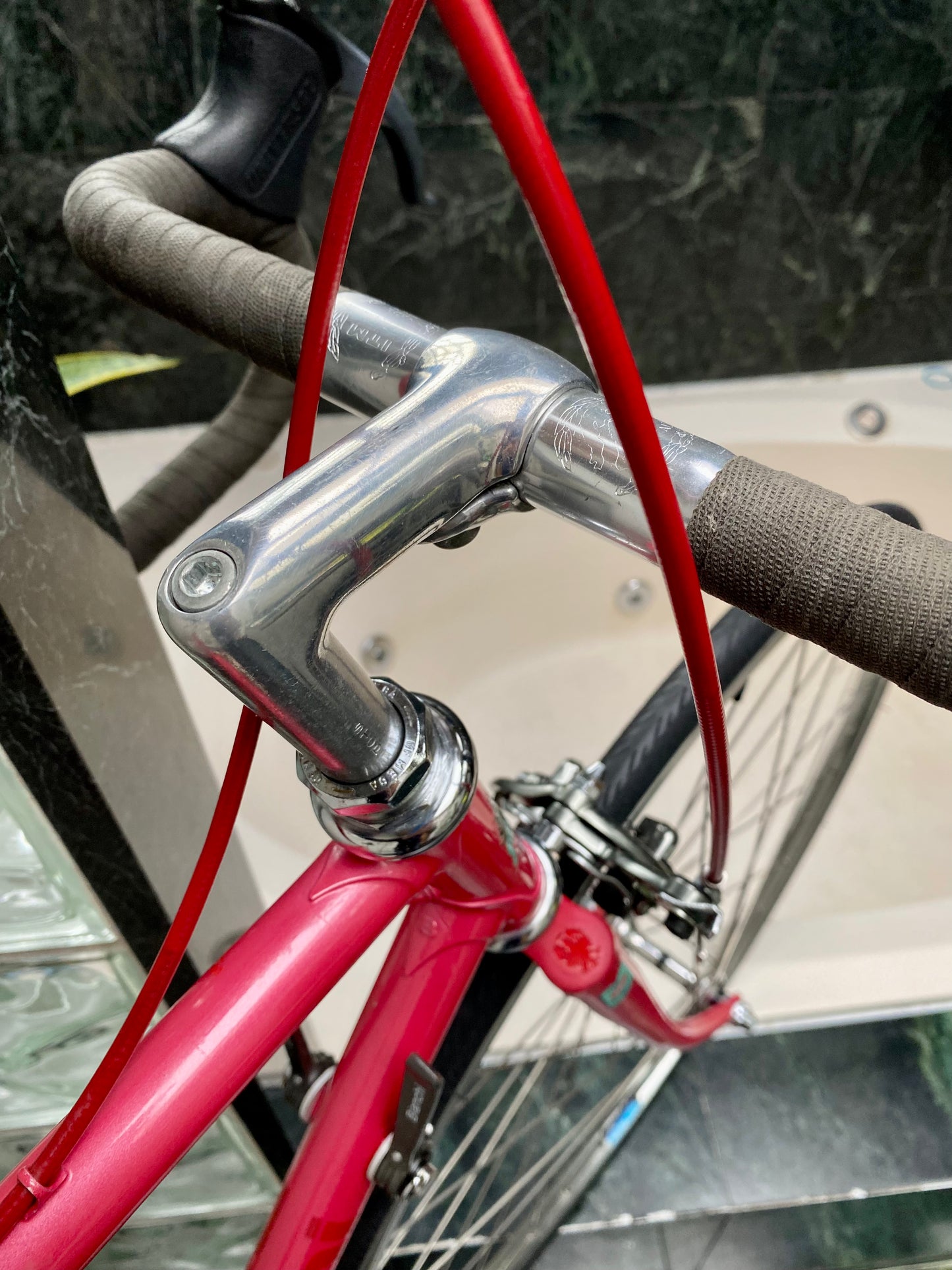 (SIZE 53cm) 1980's BIANCHI ROAD BIKE - MADE IN ITALY - COLUMBUS STEEL