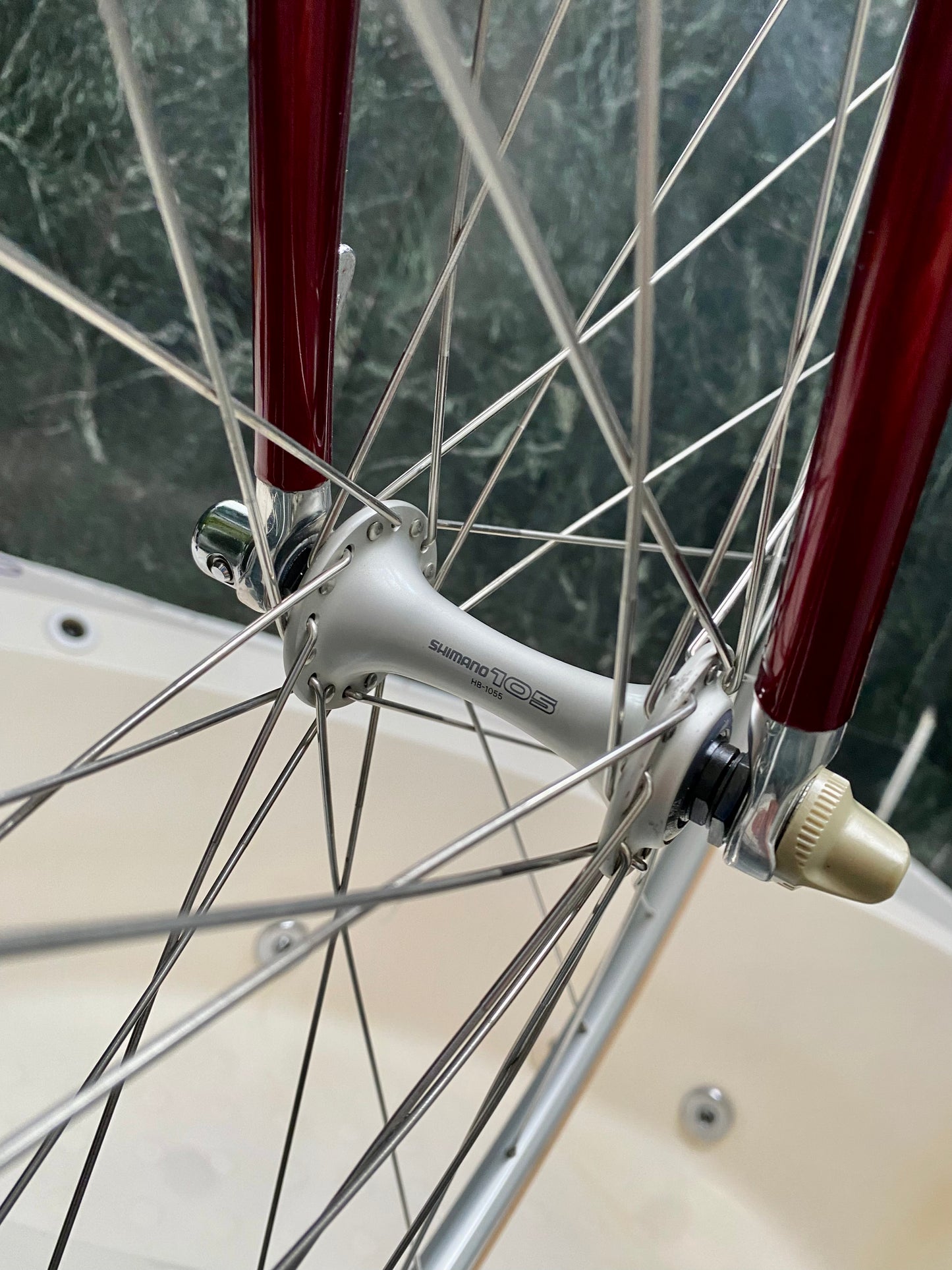 (SIZE 57cm) EARLY-1990's TREK 5500 CARBON ROAD BIKE - SHIMANO 105