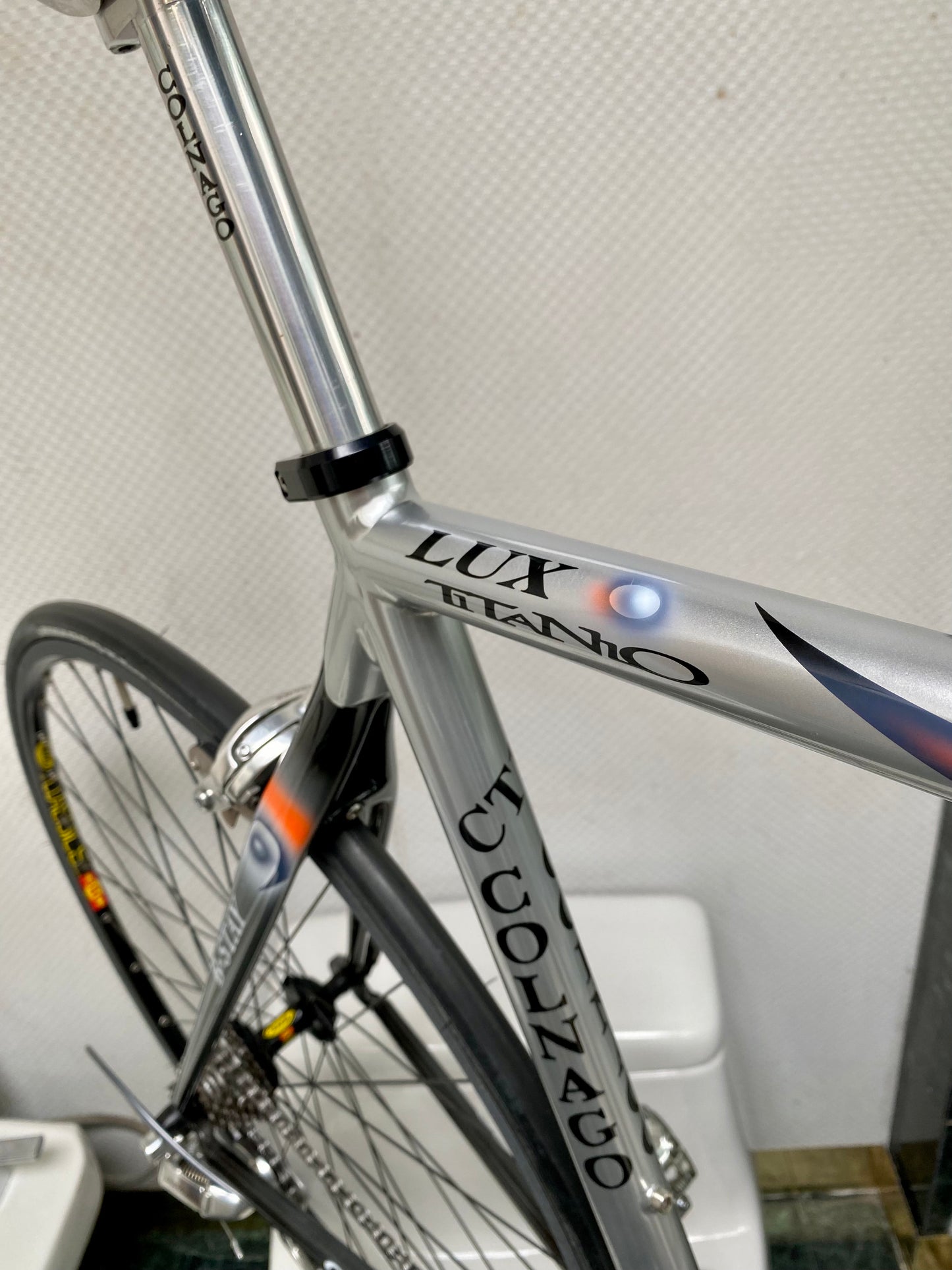 (SIZE 55cm) EARLY-2000's COLNAGO CT1 LUX TITANIO ROAD BIKE - DURA ACE - NOS