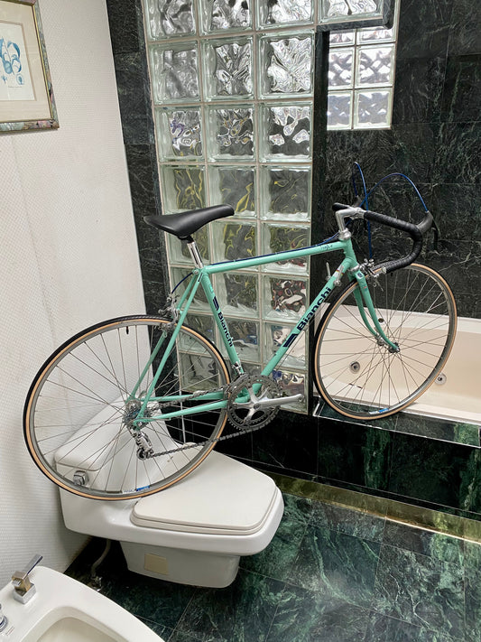 (SIZE 53cm) 1980's BIANCHI TROFEO ROAD BIKE - CAMPAGNOLO - COLUMBUS - LIKE NEW