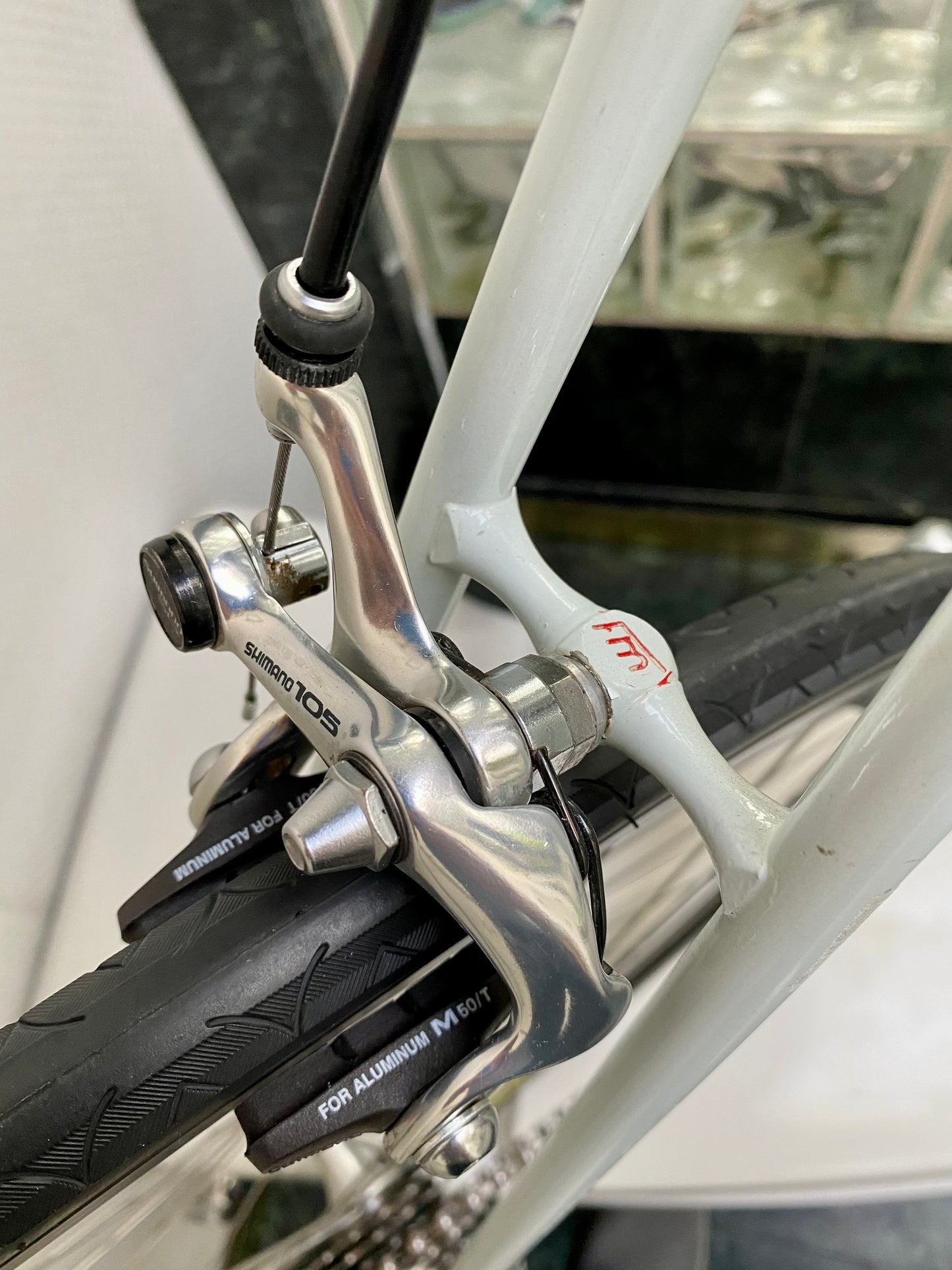 (SIZE 55cm) 1980's MOSER ROAD BIKE - SHIMANO 105 - ORIA SPECIAL