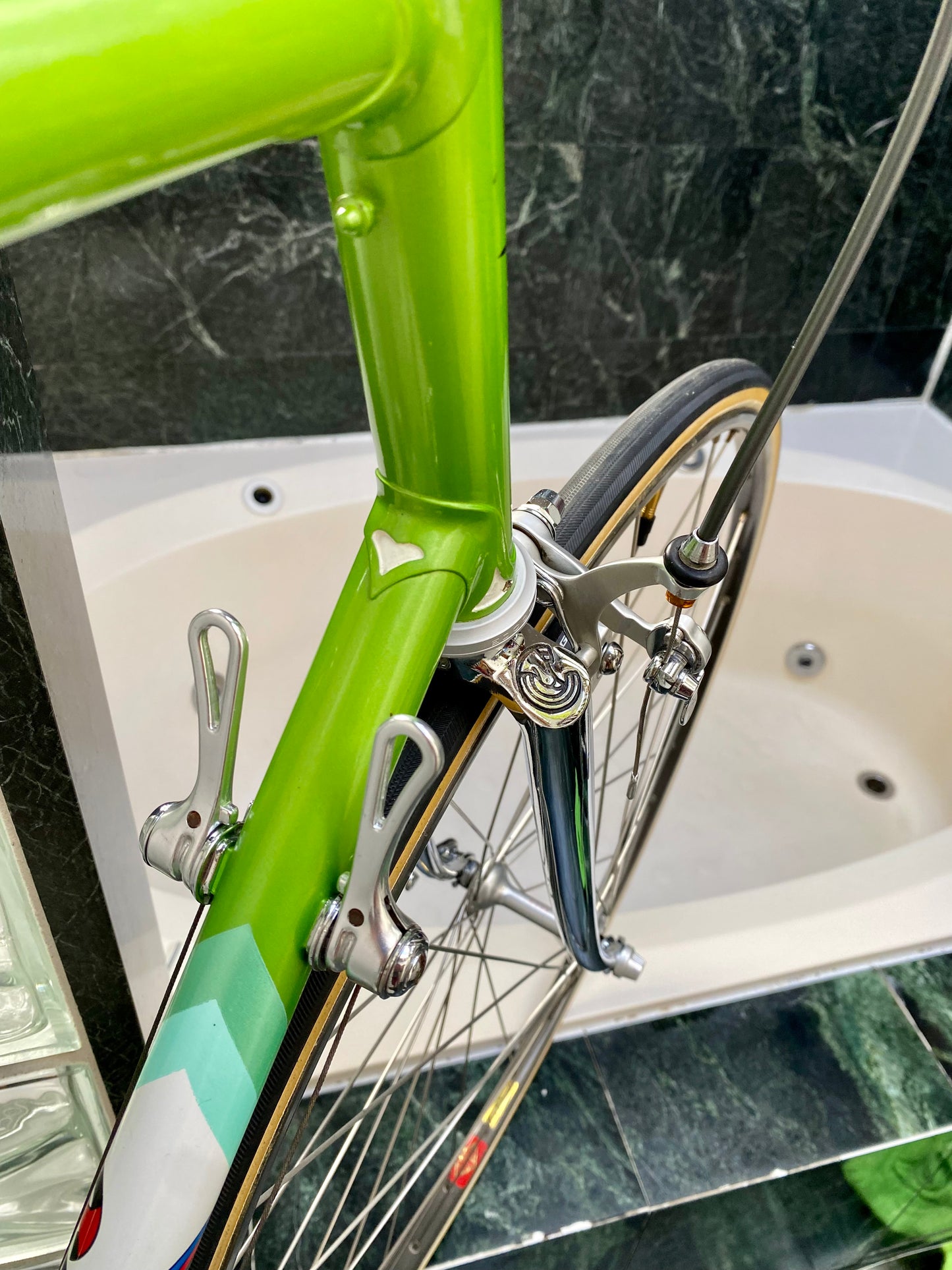 (SIZE 58cm) 1980's CONCORDE ASTORE ROAD BIKE - EDCO COMPETITION